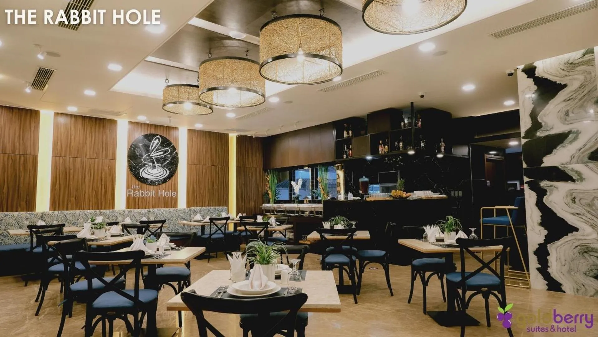 Restaurant/places to eat in Goldberry Suites and Hotel Cebu