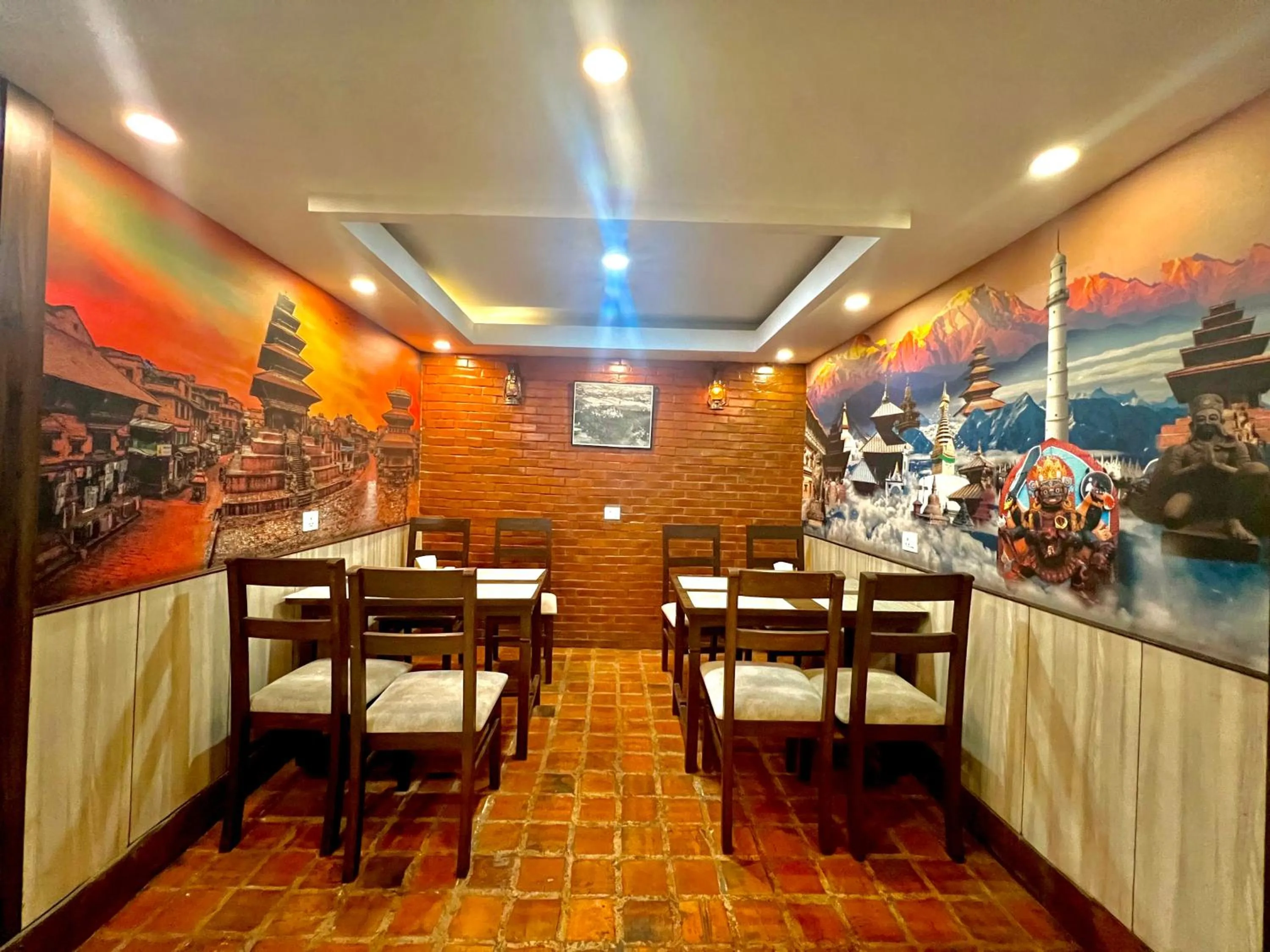 Restaurant/places to eat in Satkar Boutique Home