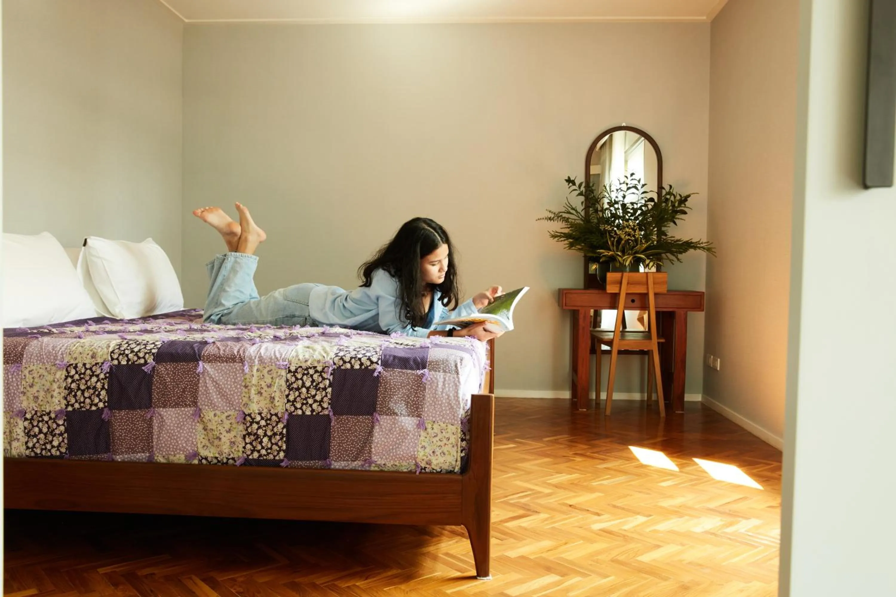 People in Baanrincome