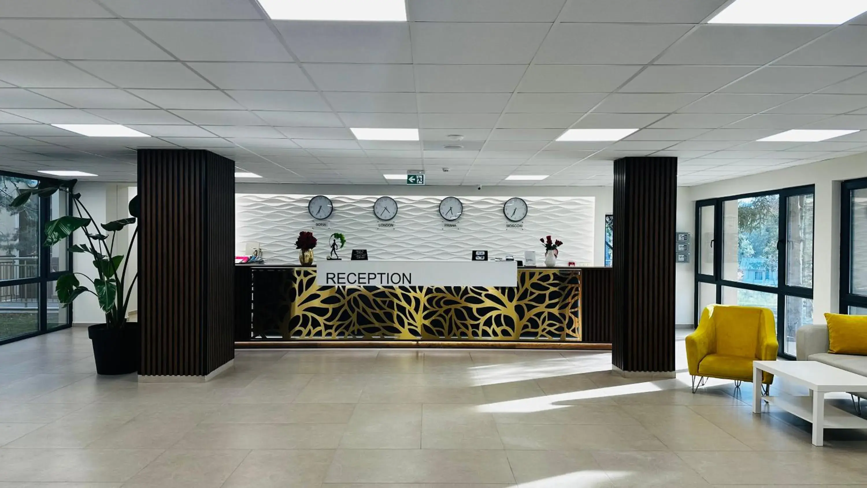 Lobby or reception in Queen Nelly Park Lobby or reception in Queen Nelly Park
