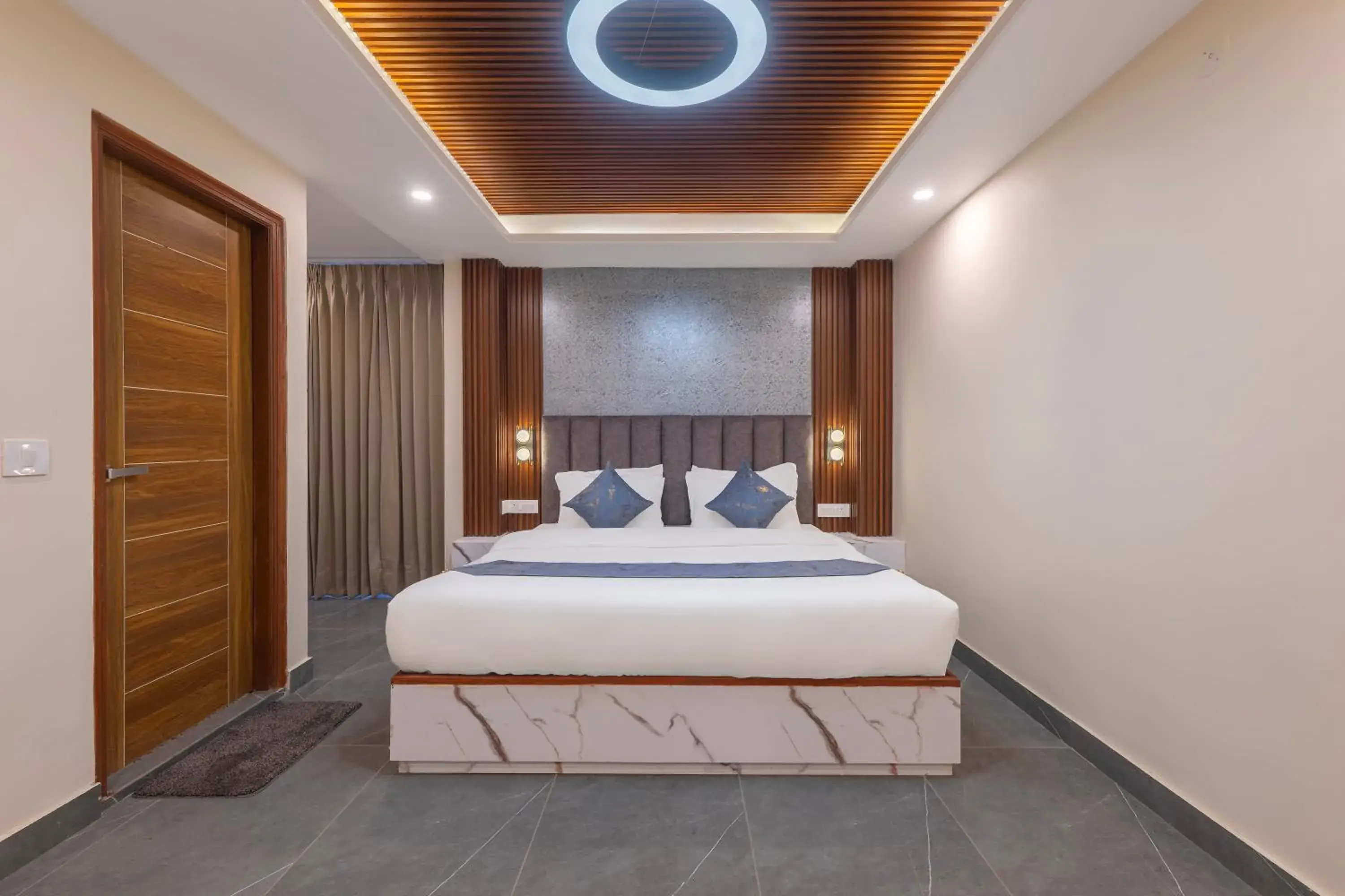 Bed in Snow Land Shimla Bed in Snow Land Shimla