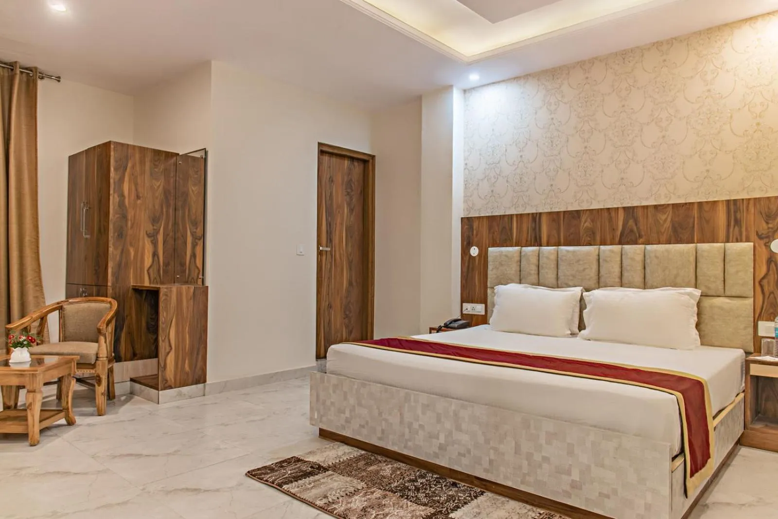 Bed in Snow Land Shimla