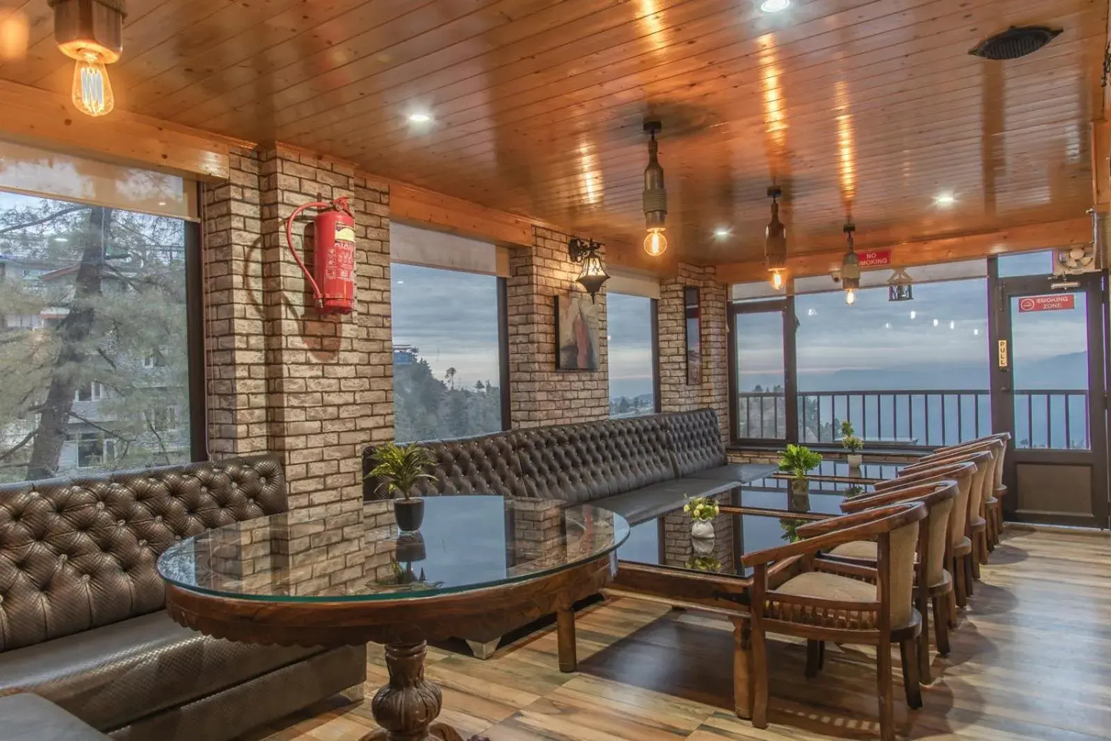 Restaurant/places to eat in Snow Land Shimla Restaurant/places to eat in Snow Land Shimla