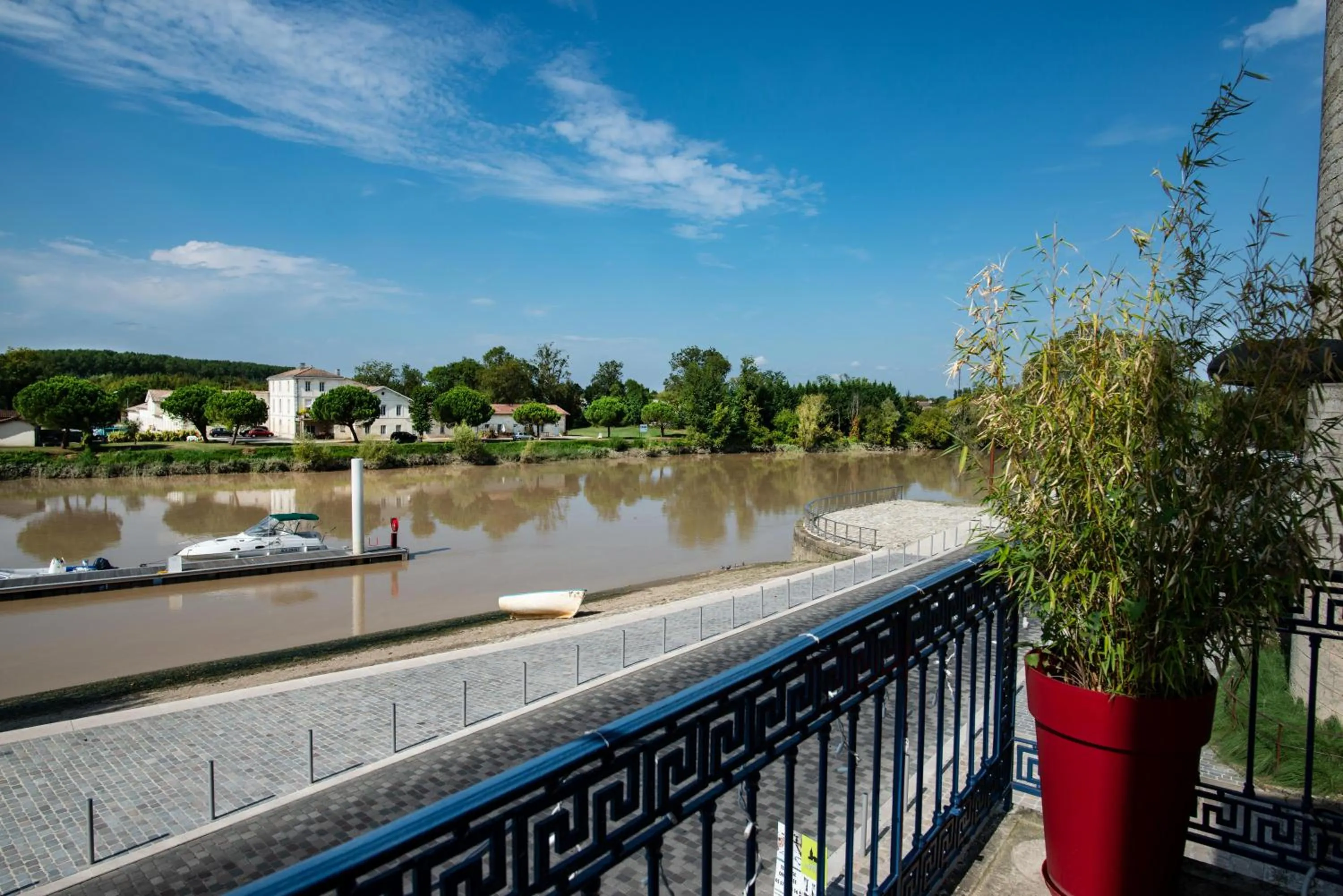 Logis Hôtel de la Tour Libourne