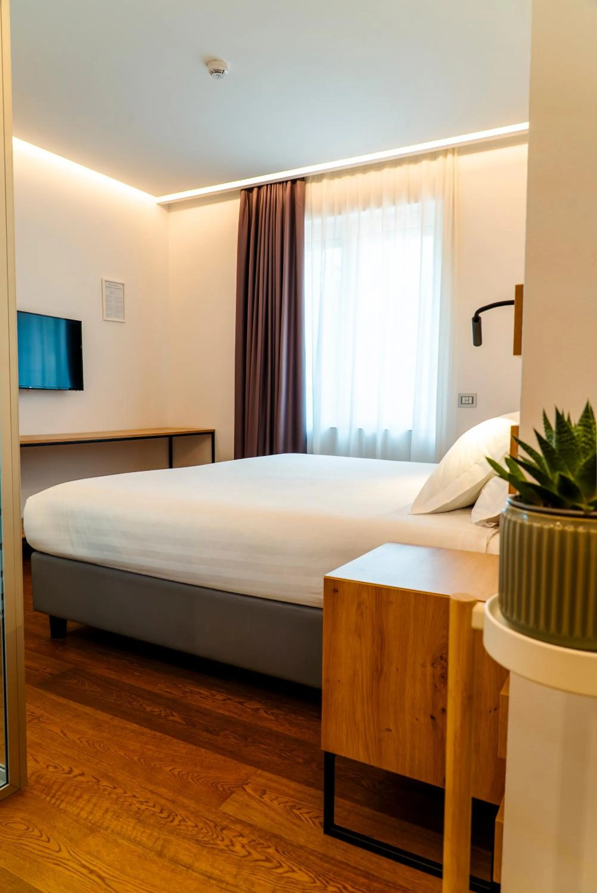 Photo of the whole room, Bed in GRANDI 32 Boutique Residence