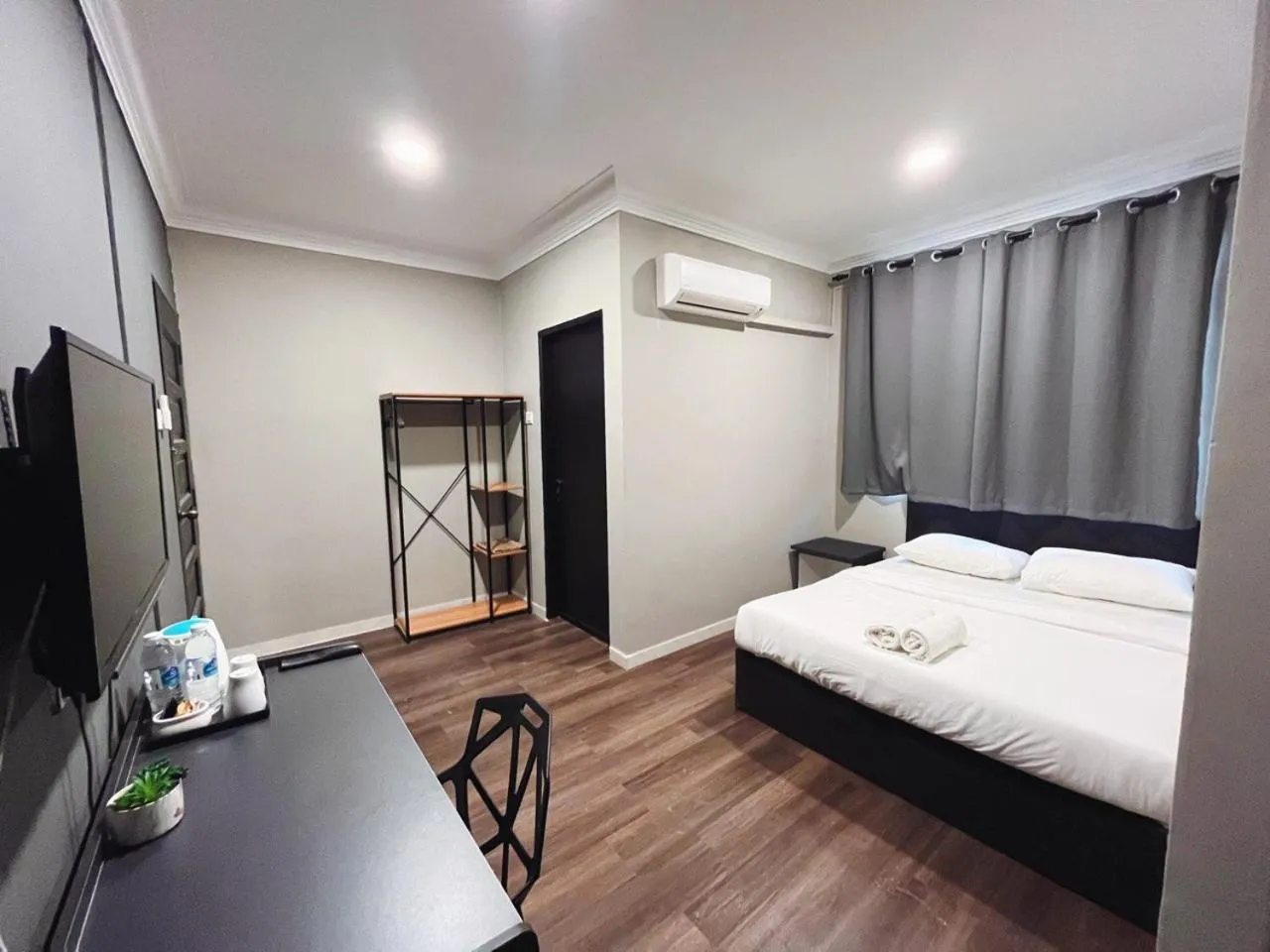 Bed in Melur Inn, Tok Jembal