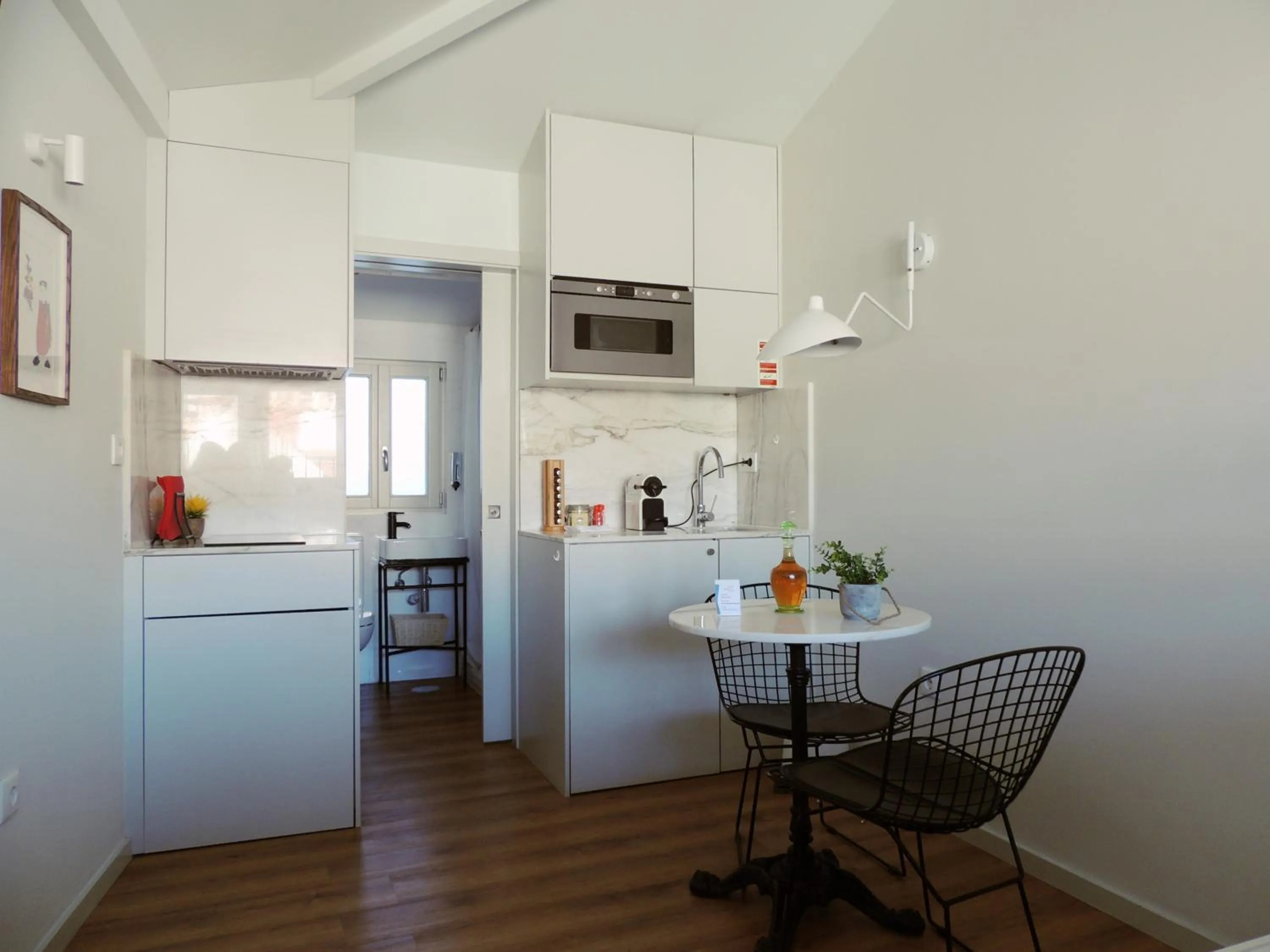 Dining area in Maria da Sé Historic House