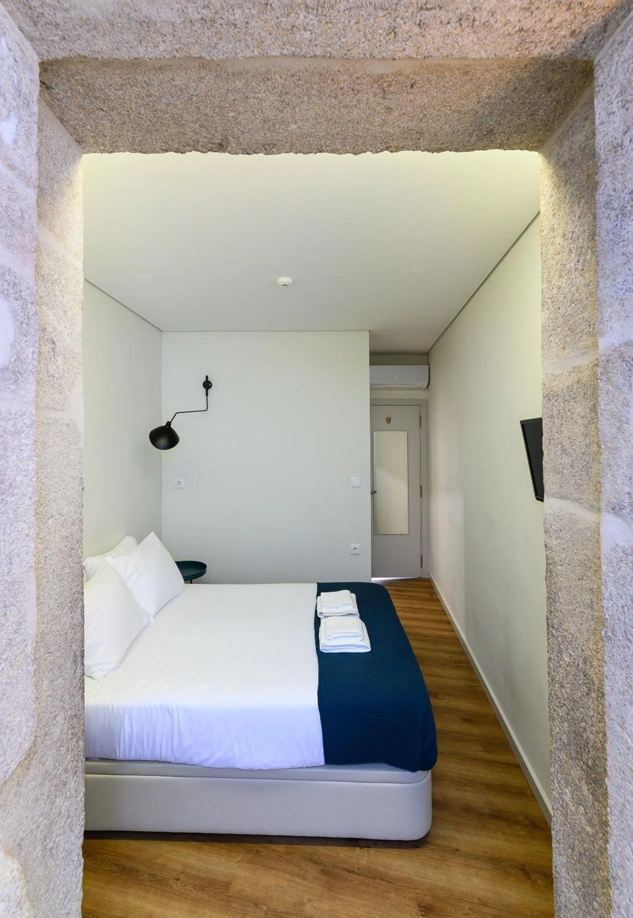 Bed in Maria da Sé Historic House