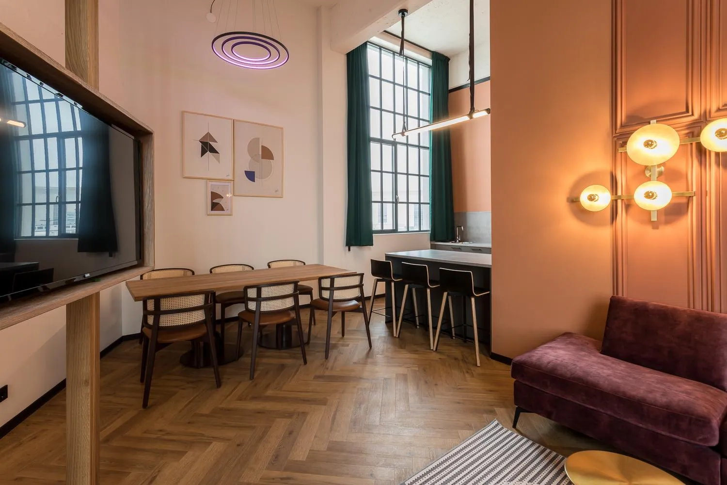 Living room in Hotel de Timmerfabriek I Kloeg Collection