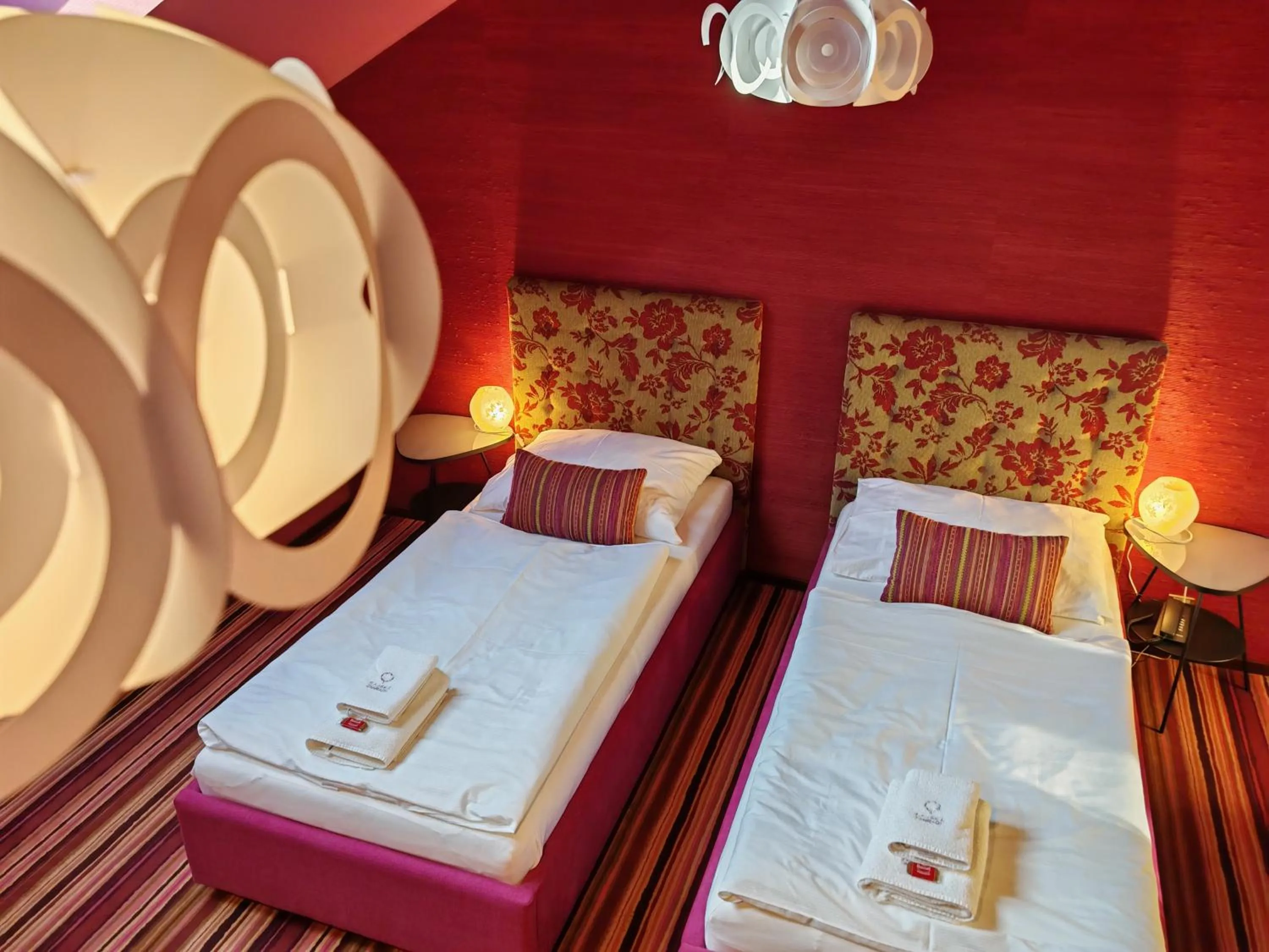 Bed in Hotel Rajská zahrada