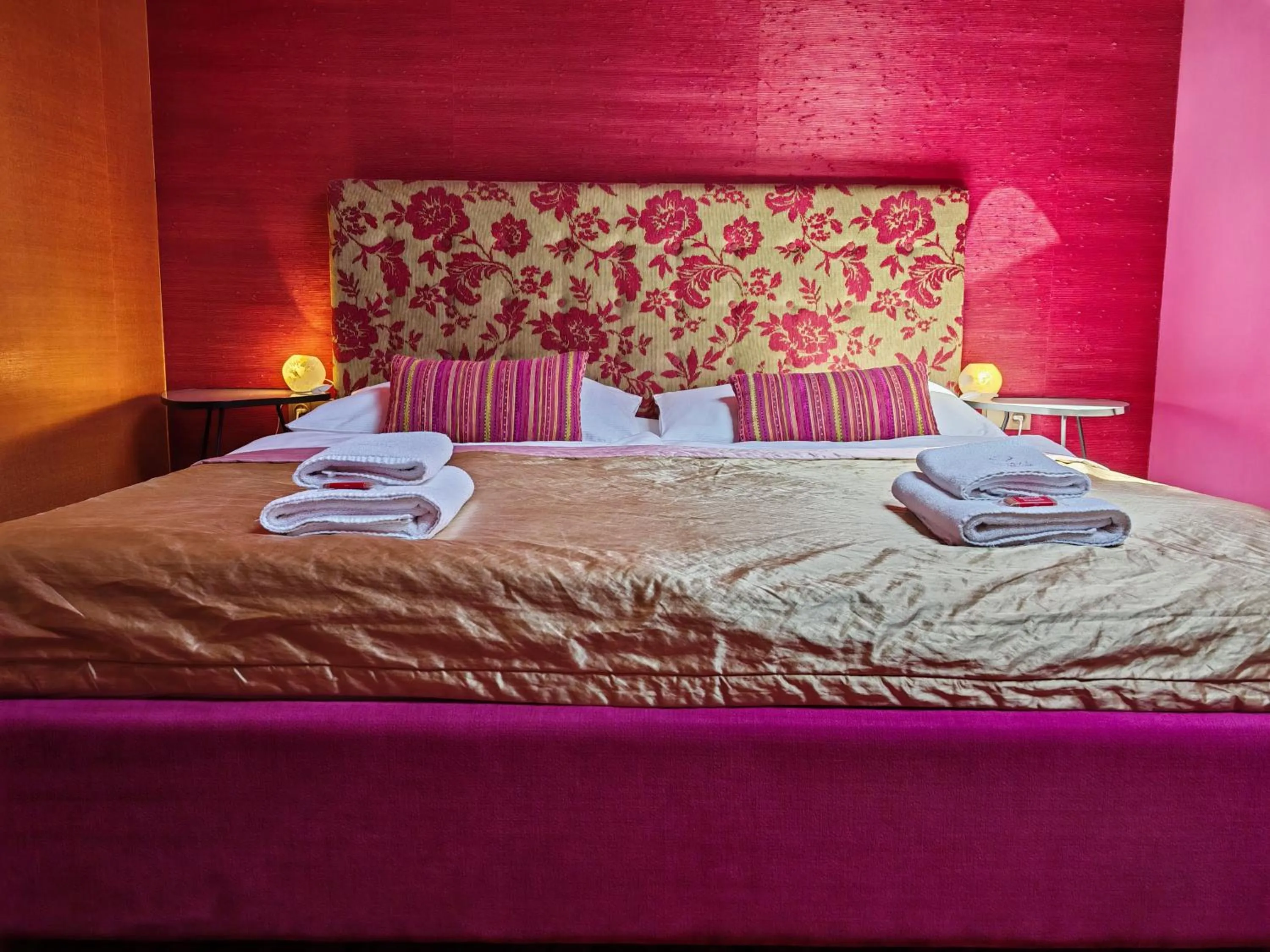 Bed in Hotel Rajská zahrada