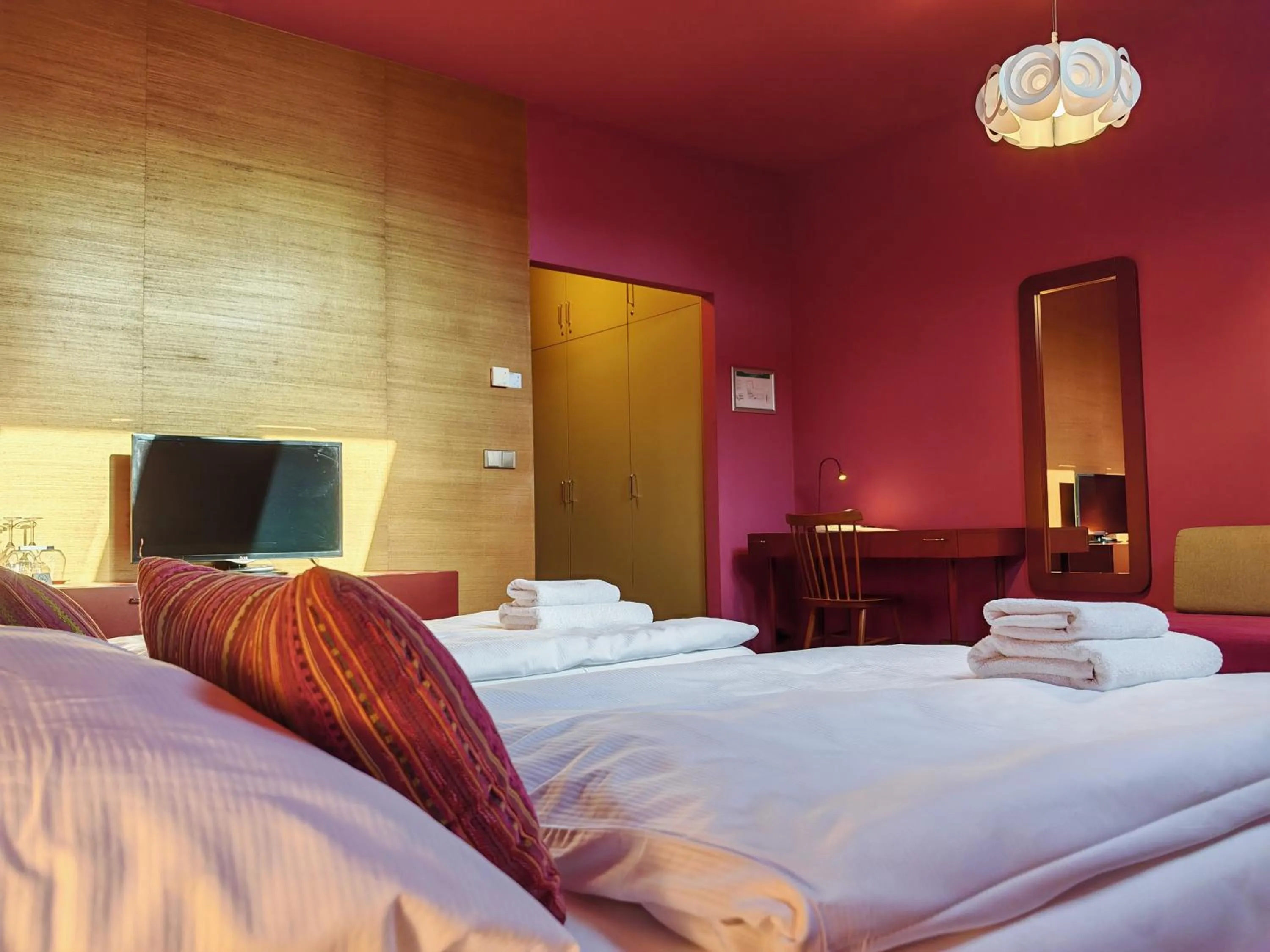 Bed in Hotel Rajská zahrada