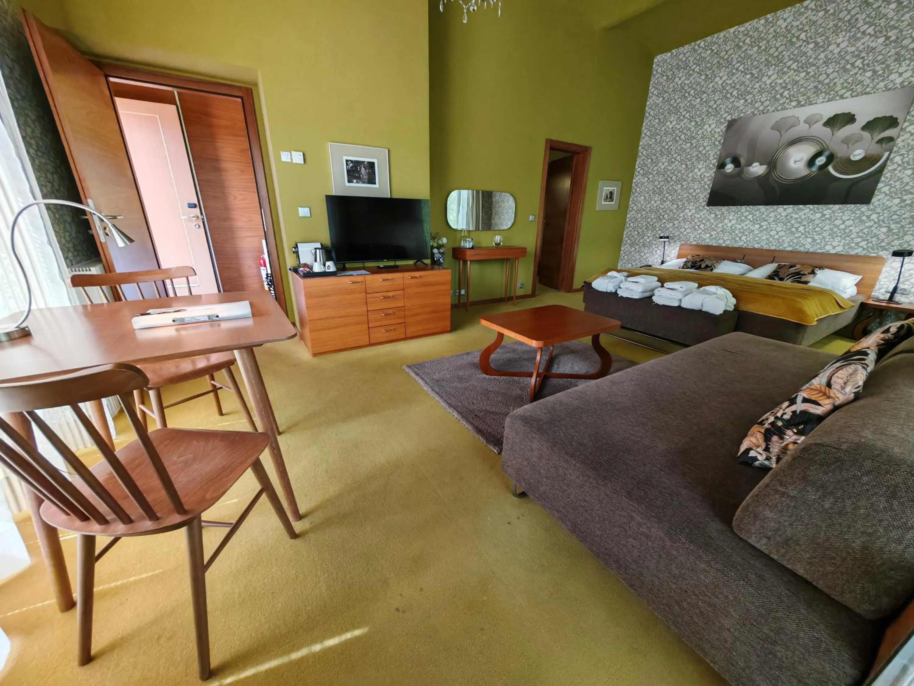 Bed in Hotel Rajská zahrada