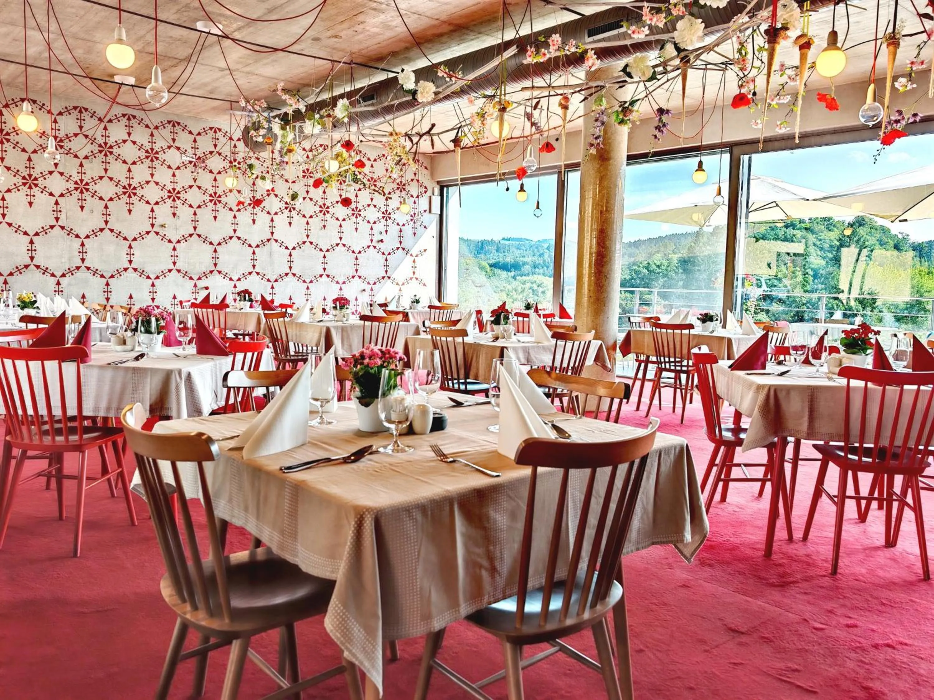 Restaurant/places to eat in Hotel Rajská zahrada