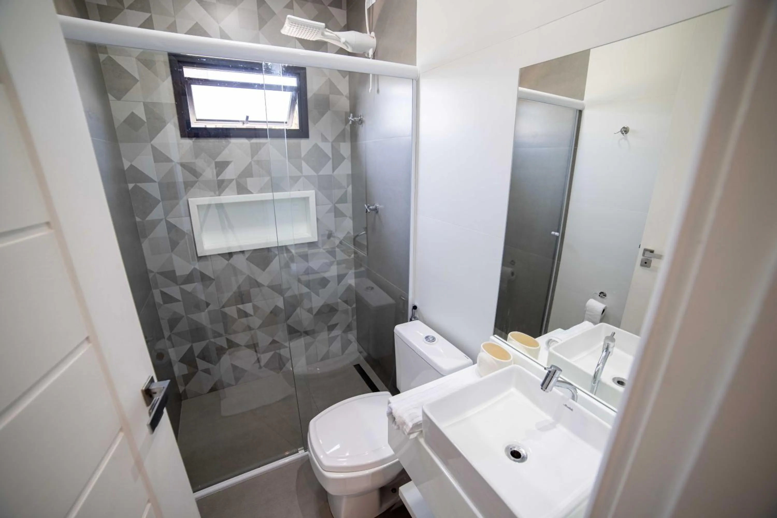 Bathroom in Pousada Cadiz - Piscina Climatizada