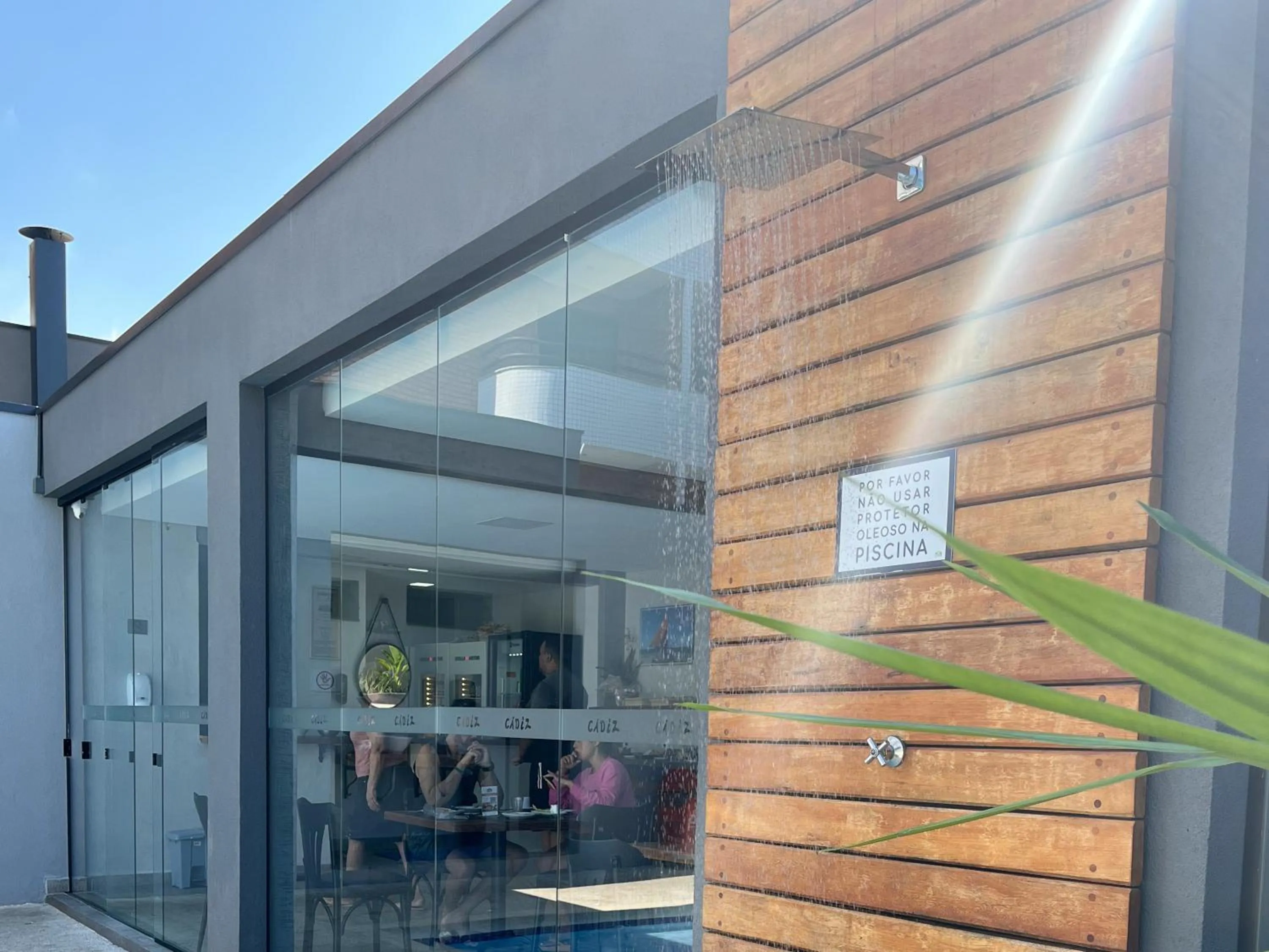 Restaurant/places to eat in Pousada Cadiz - Piscina Climatizada