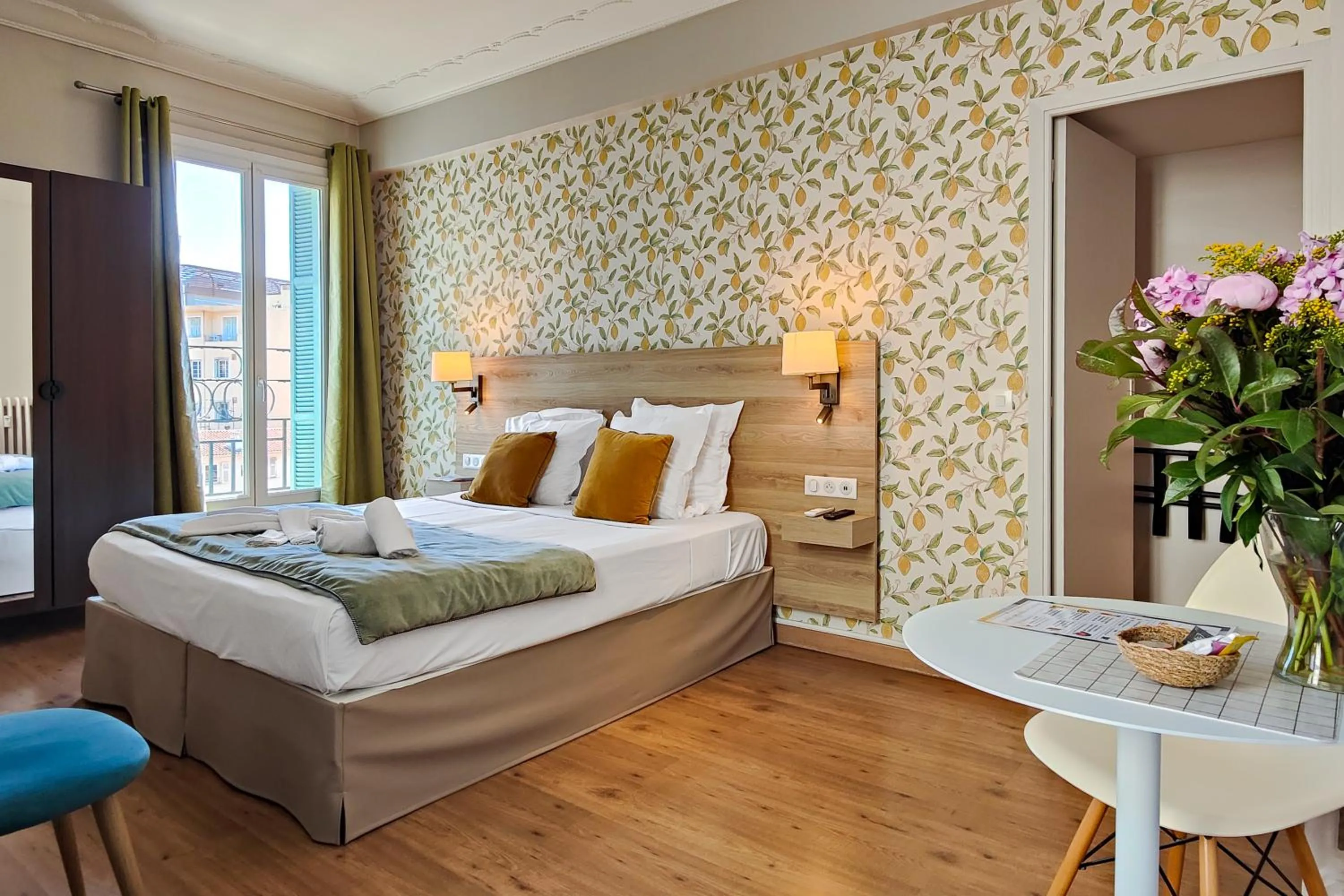 Photo of the whole room, Bed in Aparthotel AMMI Nice Massena - ex Ajoupa