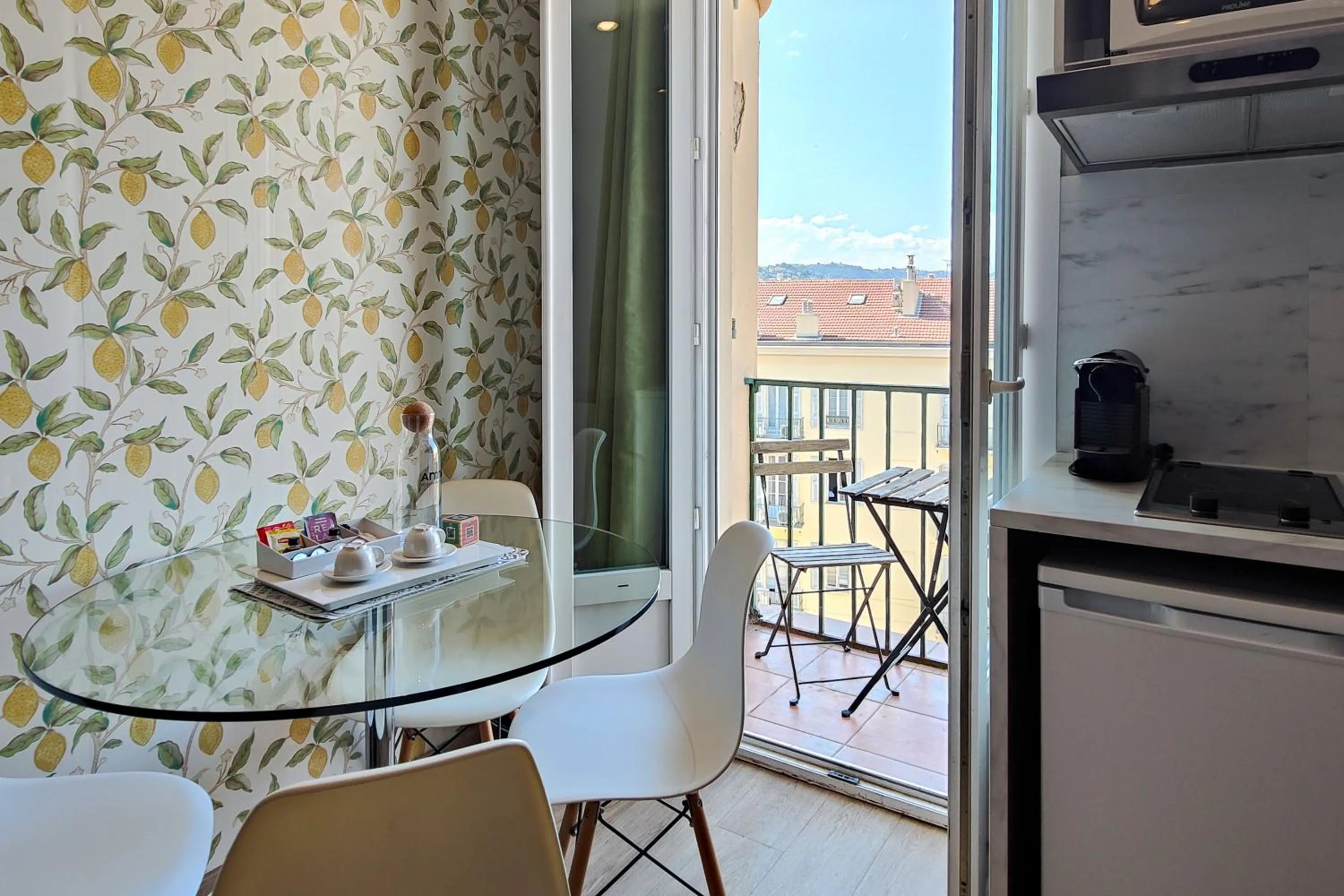 Balcony/Terrace in Aparthotel AMMI Nice Massena - ex Ajoupa