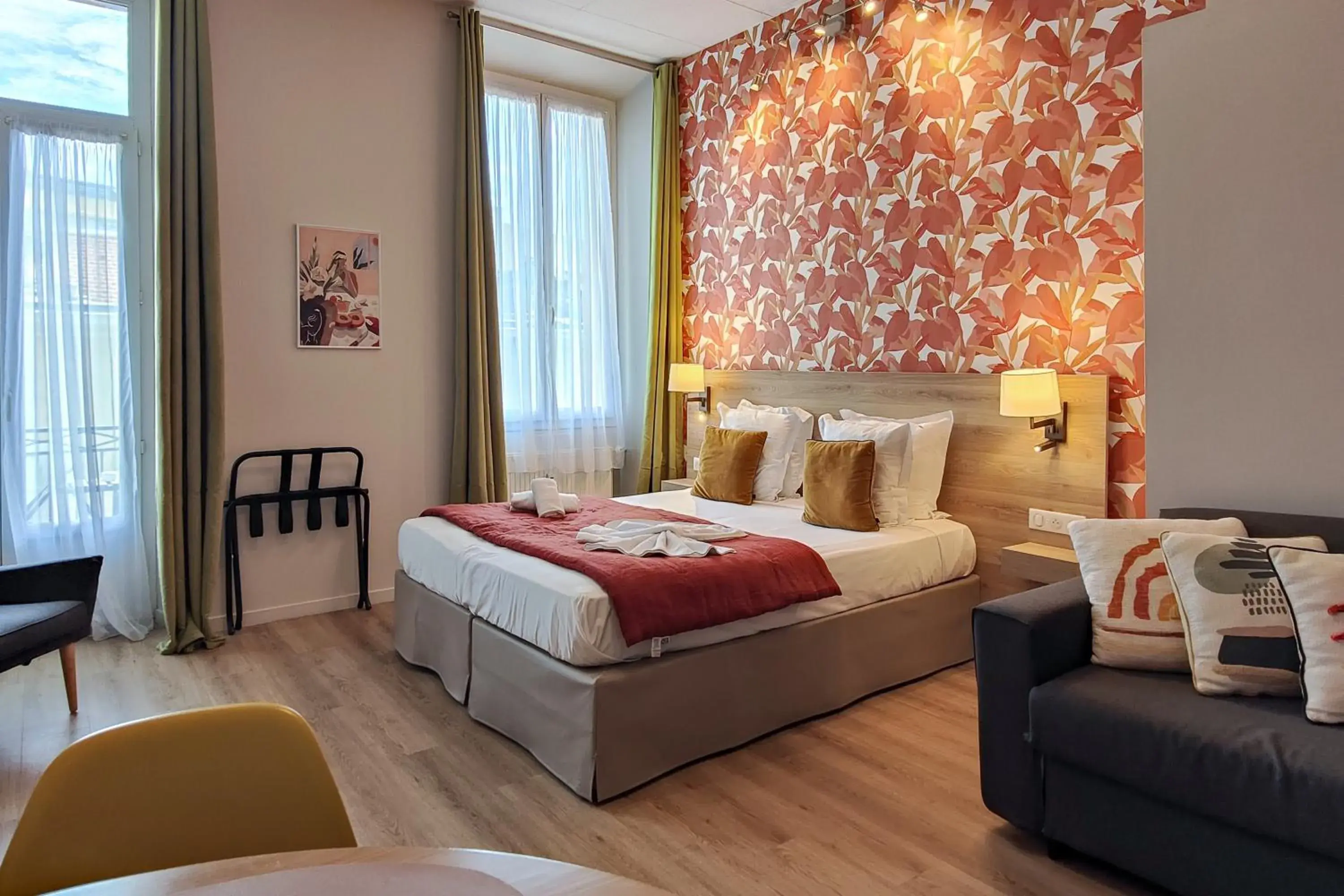 Photo of the whole room, Bed in Aparthotel AMMI Nice Massena - ex Ajoupa Photo of the whole room, Bed in Aparthotel AMMI Nice Massena - ex Ajoupa