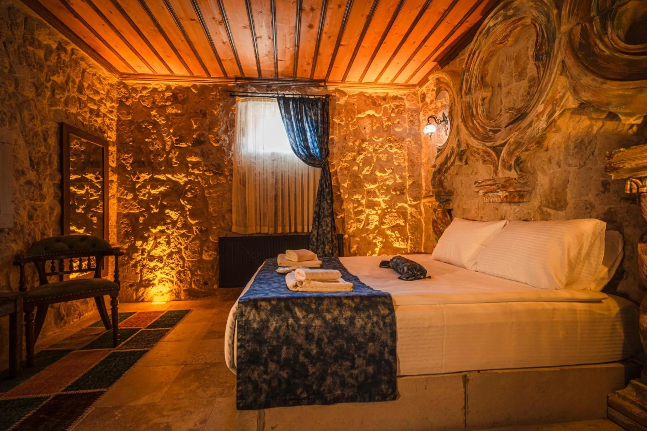 Bed in Deluna Cappadocia