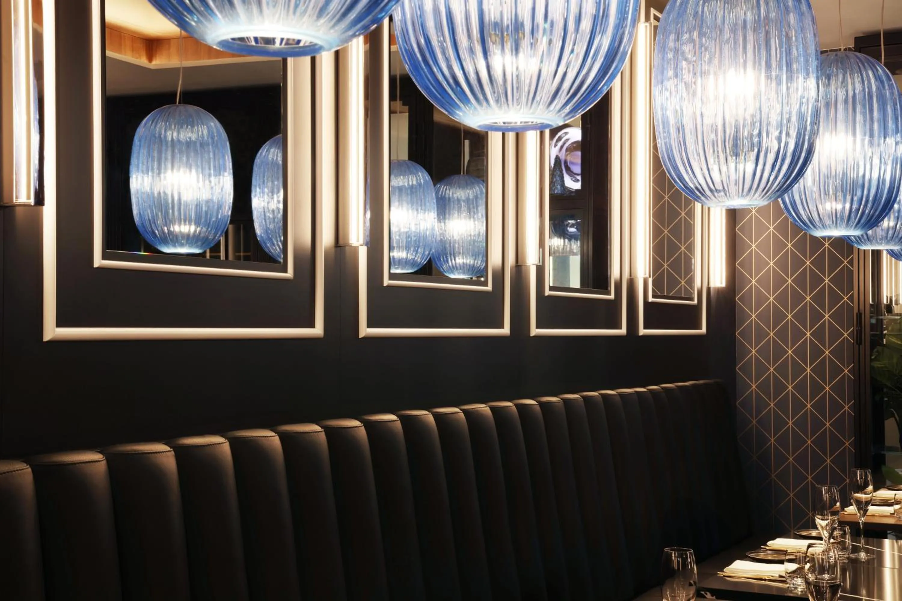 Restaurant/places to eat in Hotel Reykjavík Saga