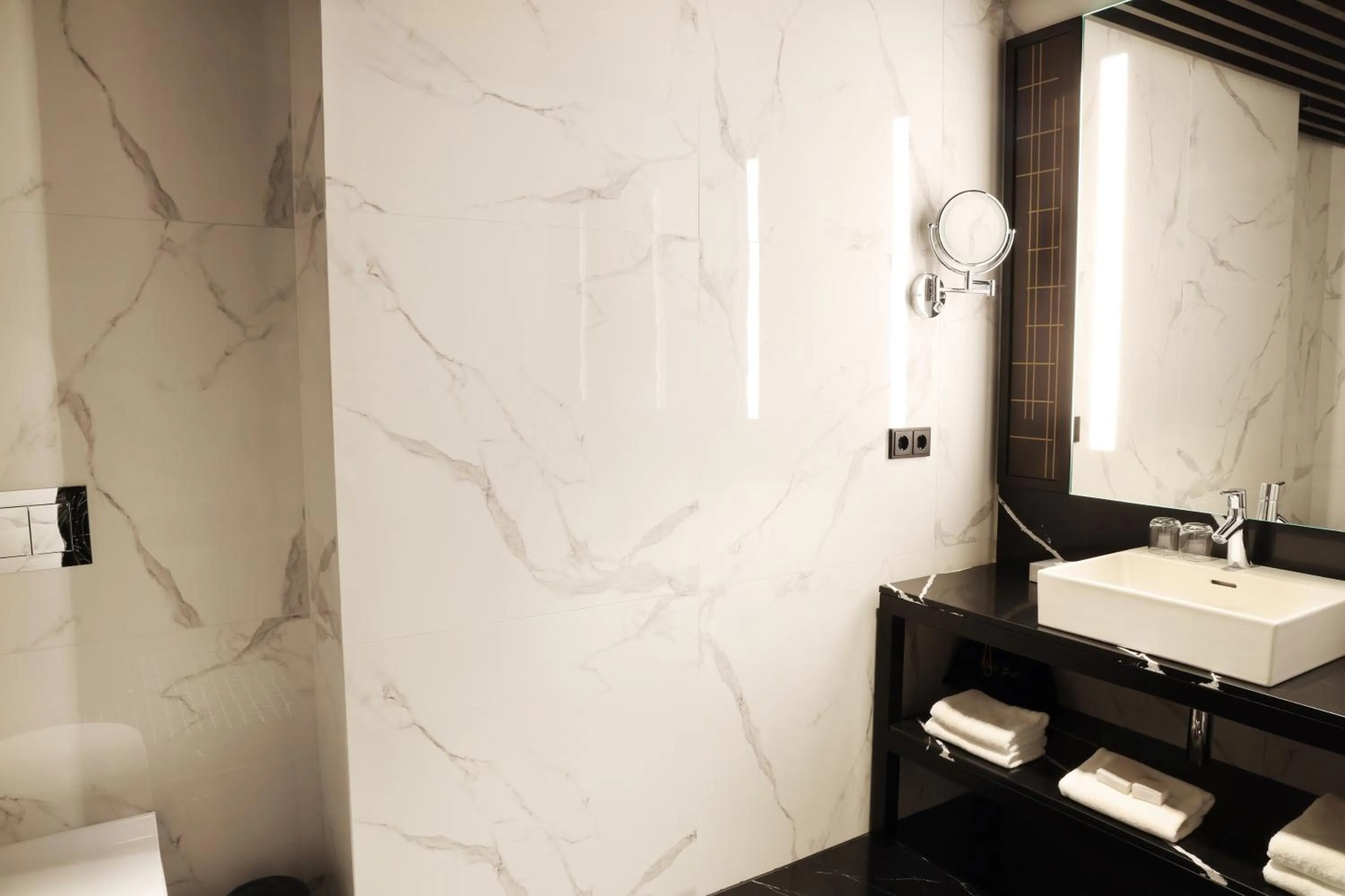 Bathroom in Hotel Reykjavík Saga