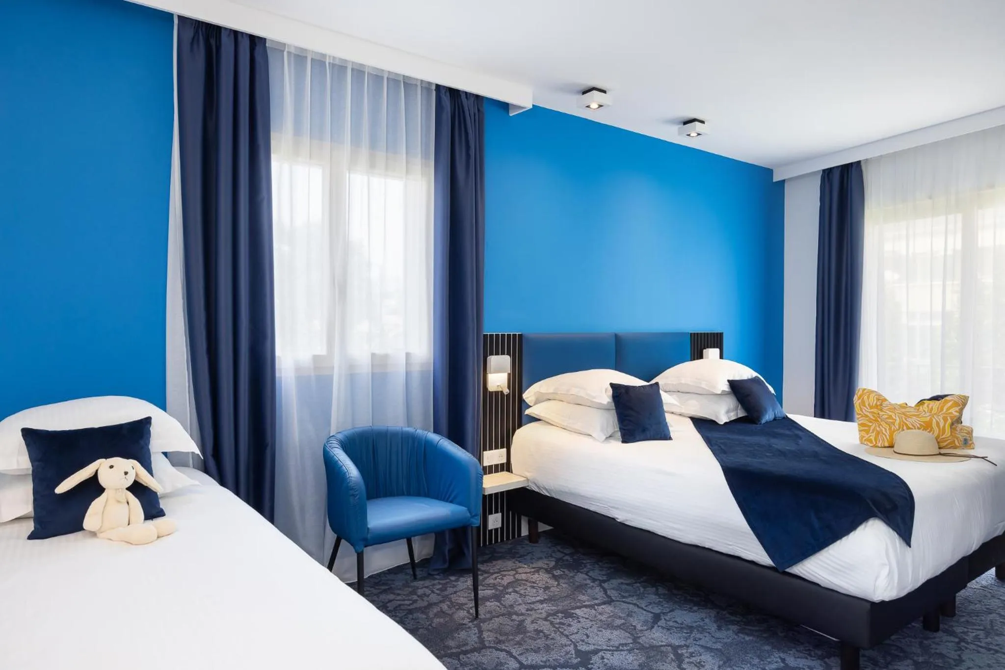 Bed in Hotel Royalmar - Nouveau propriétaire