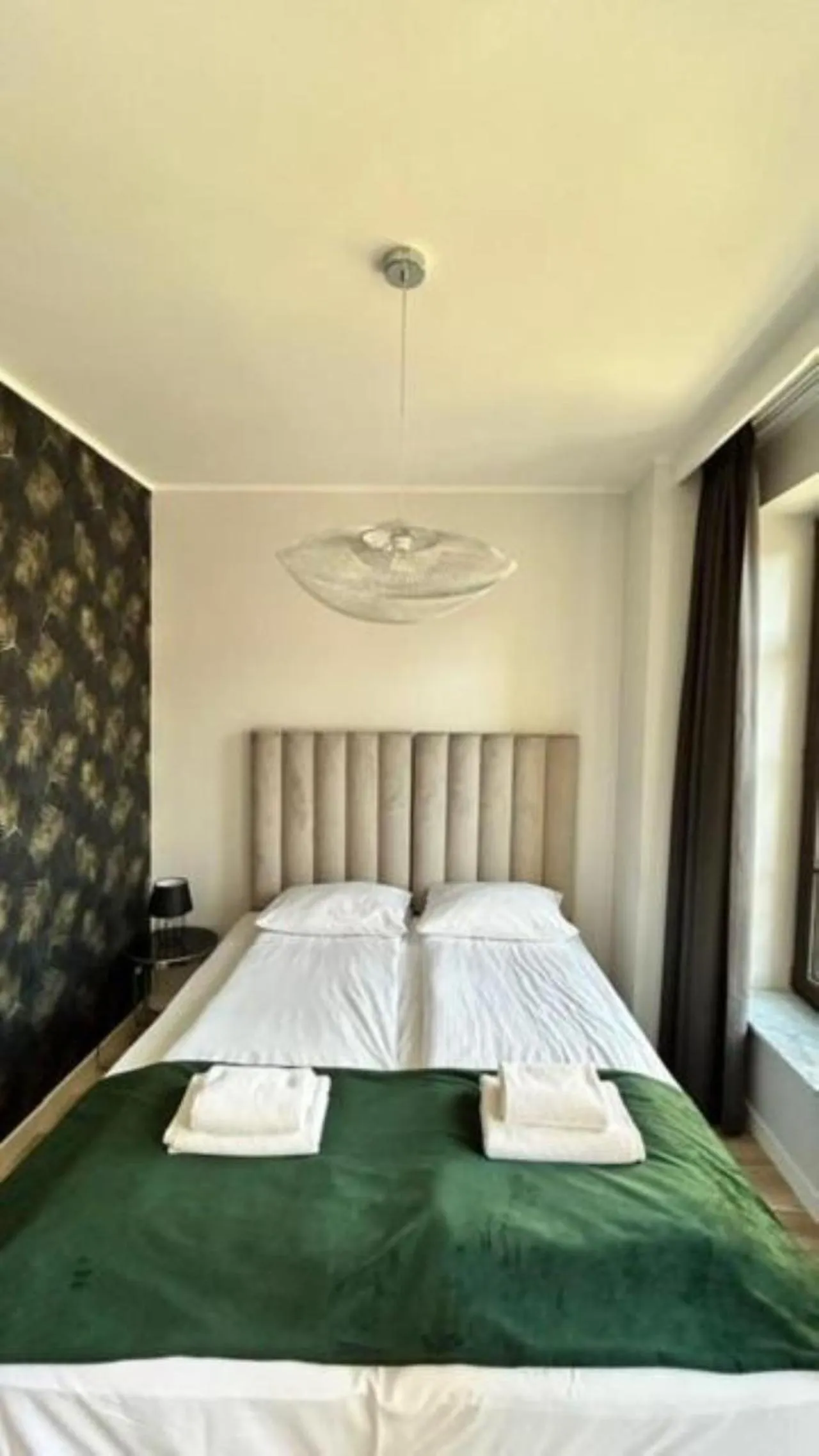 Bed in Baltic Gdańsk OLD TOWN by St Mary s Church