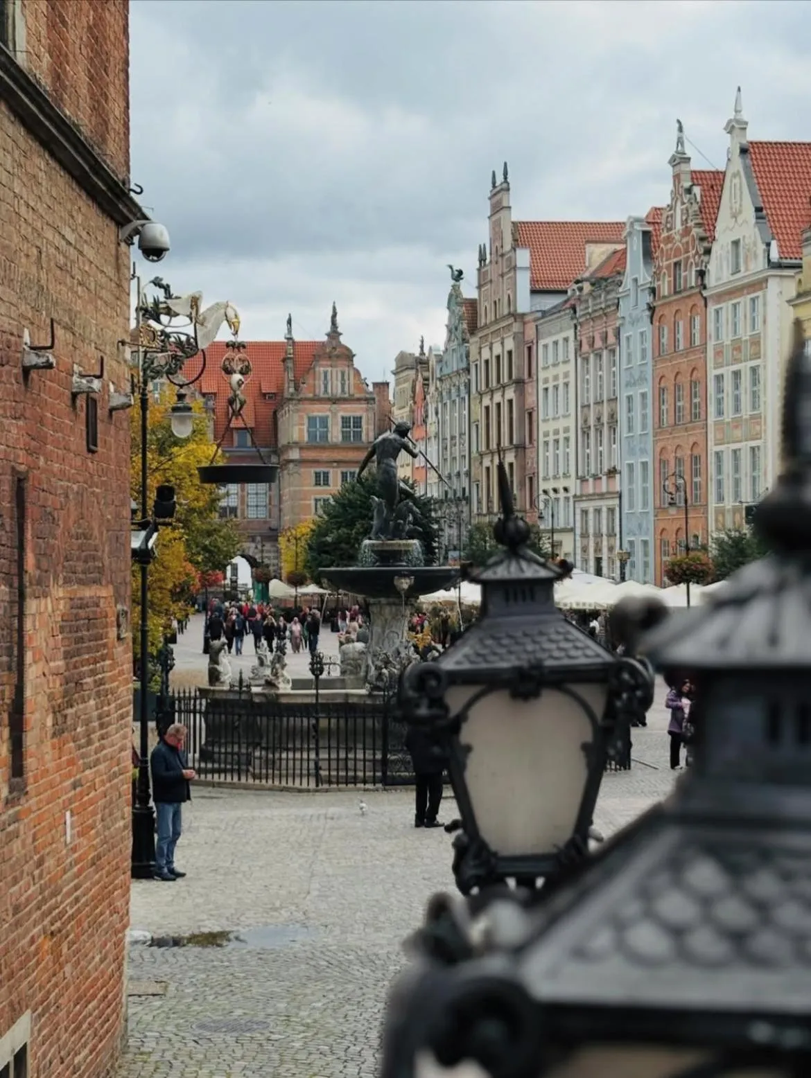Property building in Baltic Gdańsk OLD TOWN by St Mary s Church