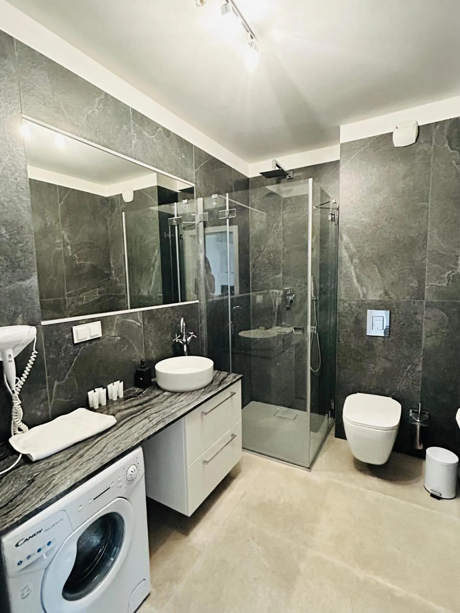 Shower in Baltic Gdańsk OLD TOWN by St Mary s Church