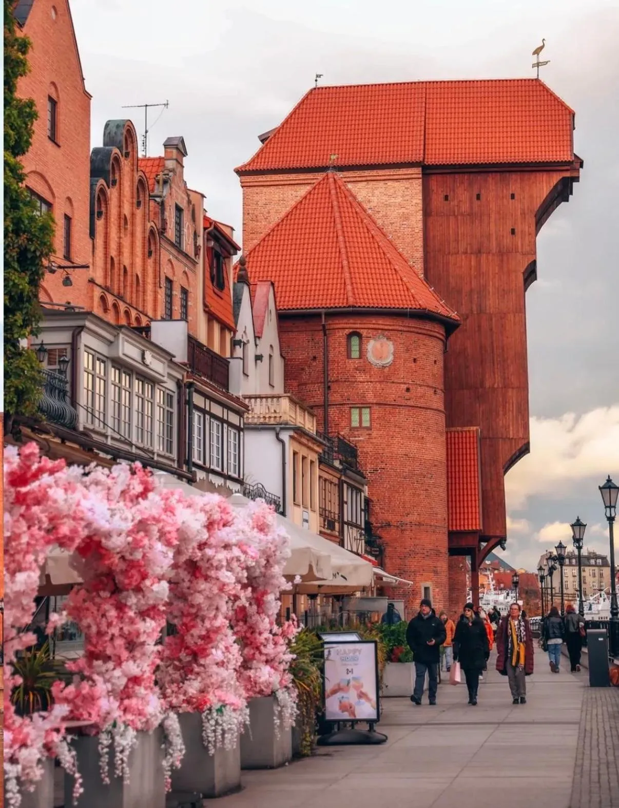 Property building in Baltic Gdańsk Old Town - St Mary s Church