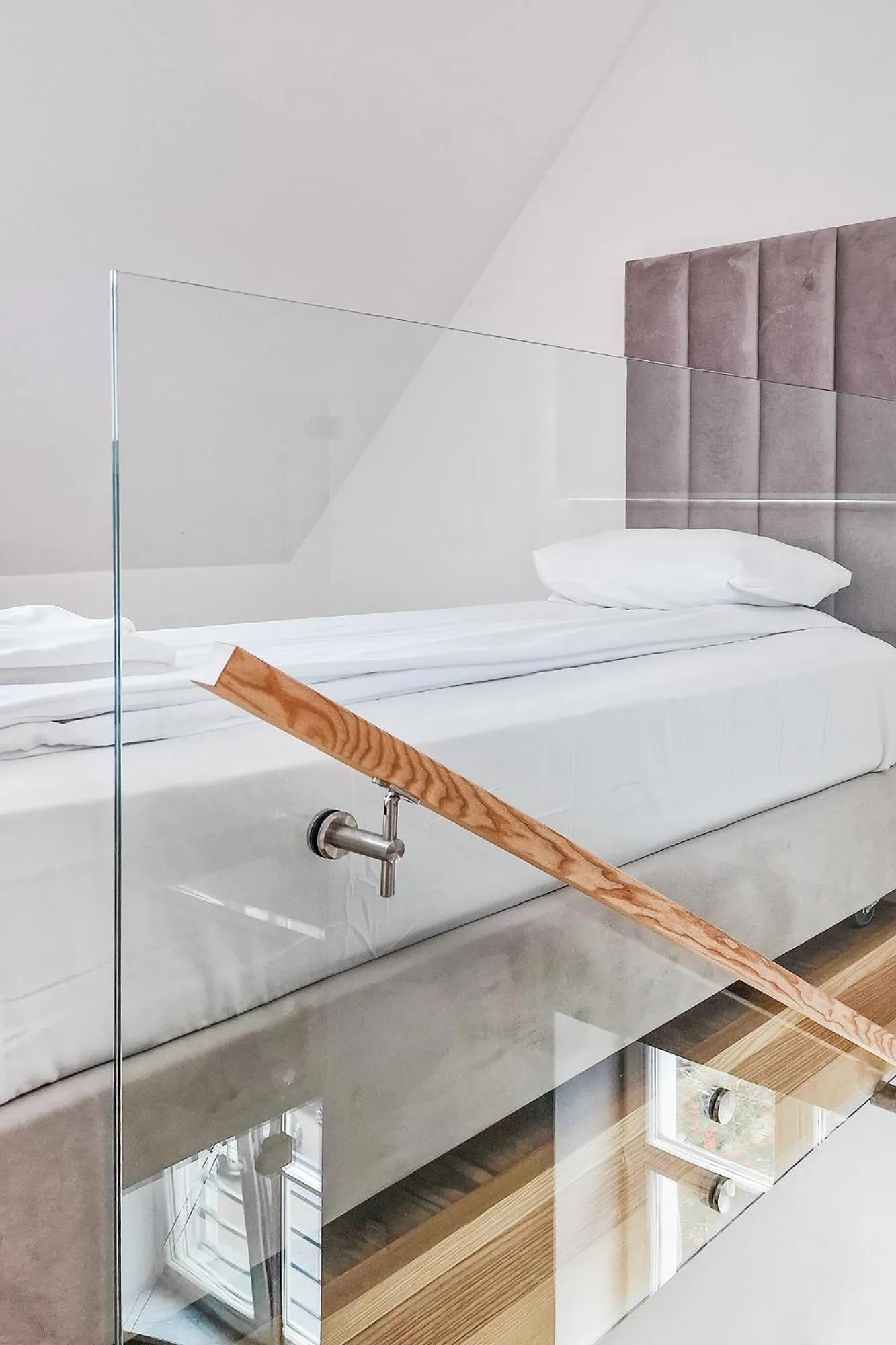 Bed in Baltic Gdańsk OLD TOWN by St Mary s Church