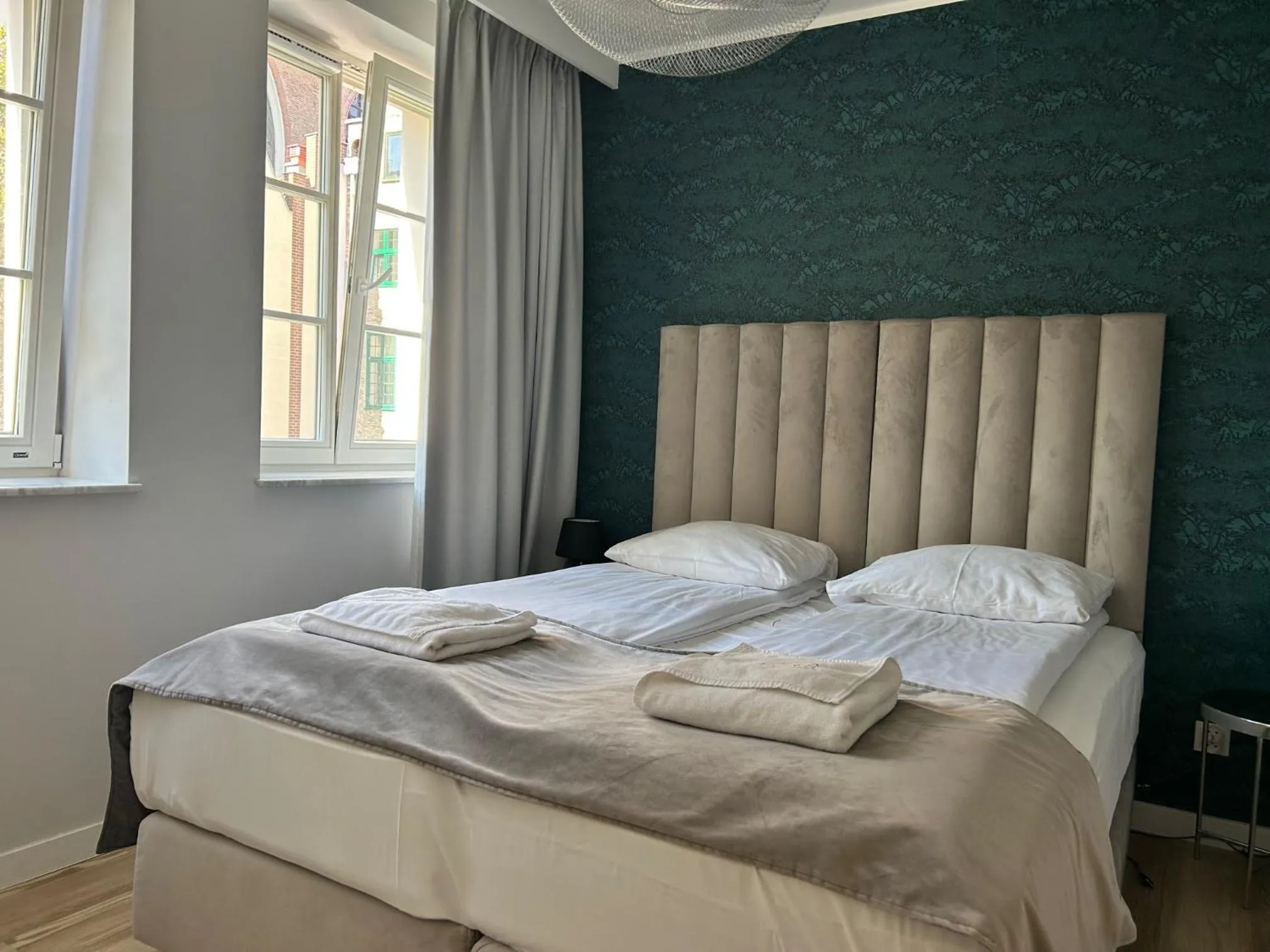 Bed in Baltic Gdańsk OLD TOWN by St Mary s Church