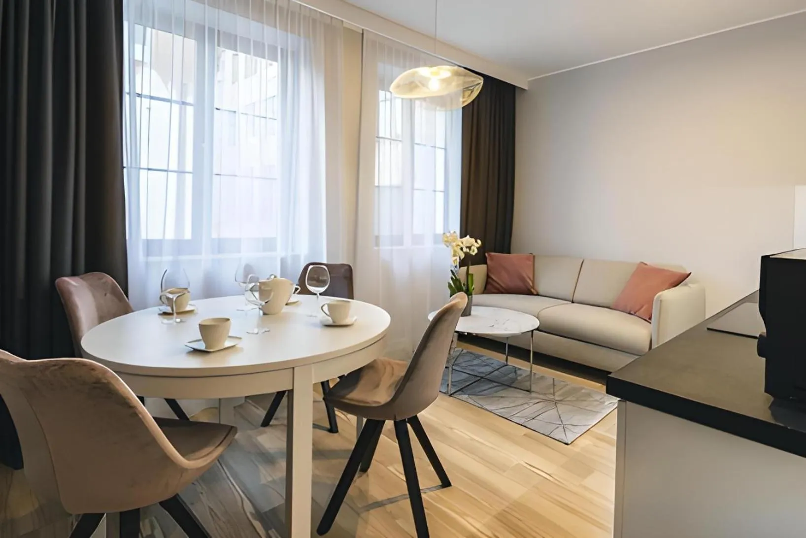 Coffee/tea facilities in Baltic Gdańsk OLD TOWN by St Mary s Church