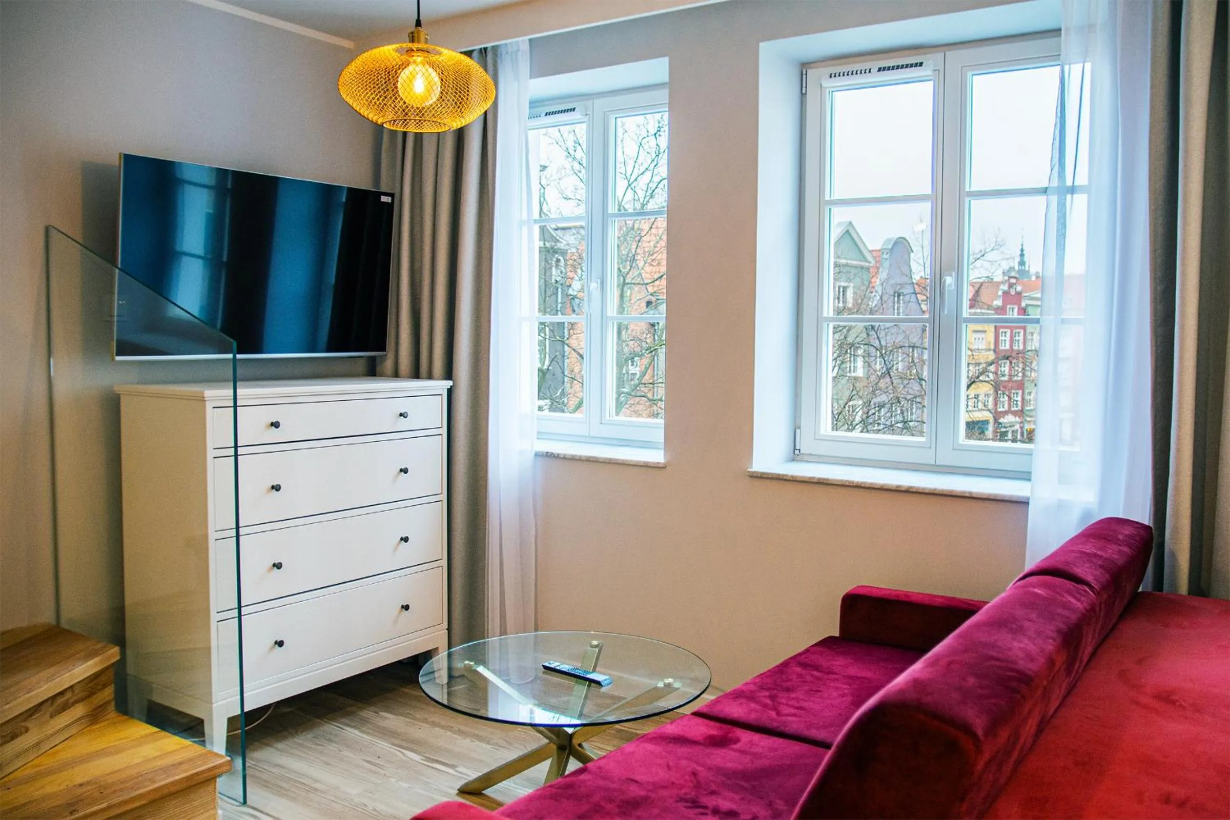 Communal lounge/ TV room in Baltic Gdańsk OLD TOWN by St Mary s Church