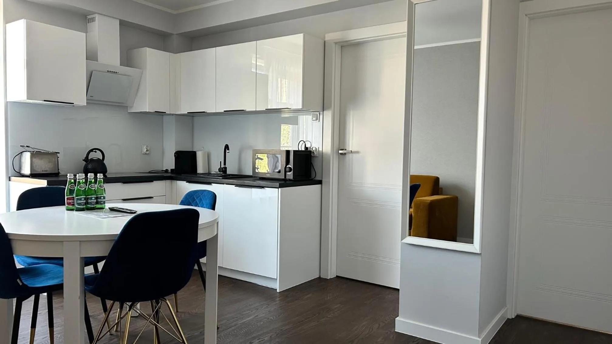 Coffee/tea facilities in Baltic Gdańsk OLD TOWN by St Mary s Church