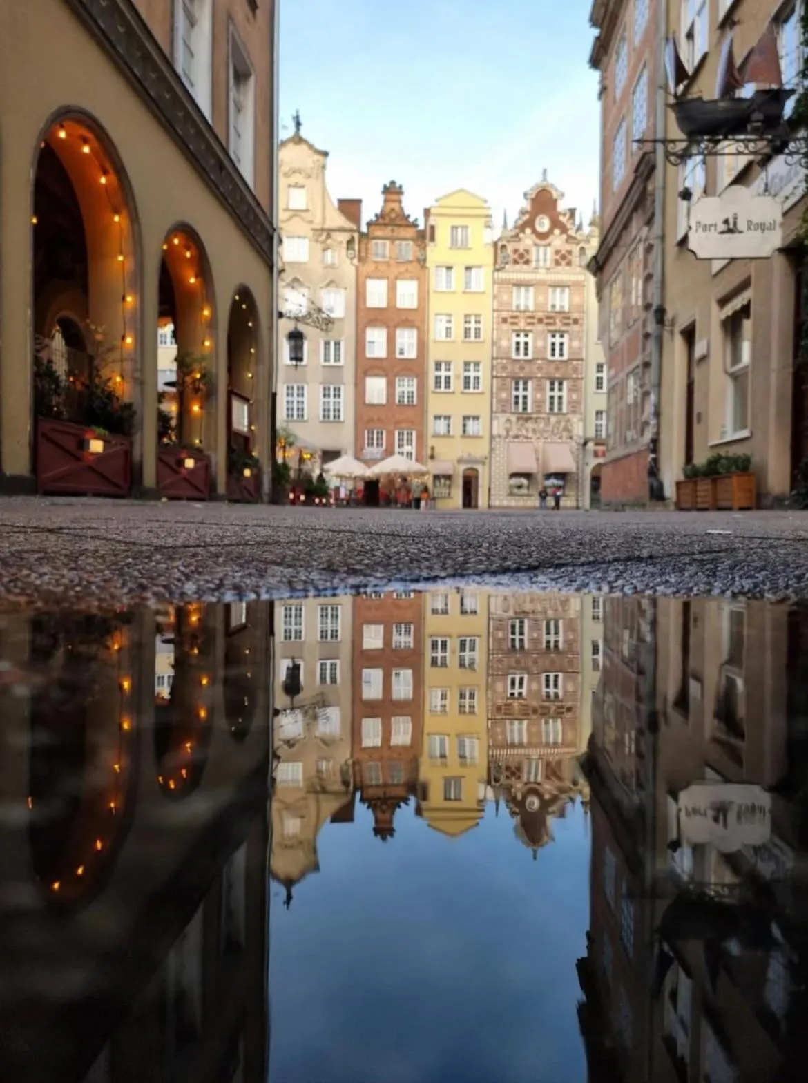 Property building in Baltic Gdańsk OLD TOWN by St Mary s Church
