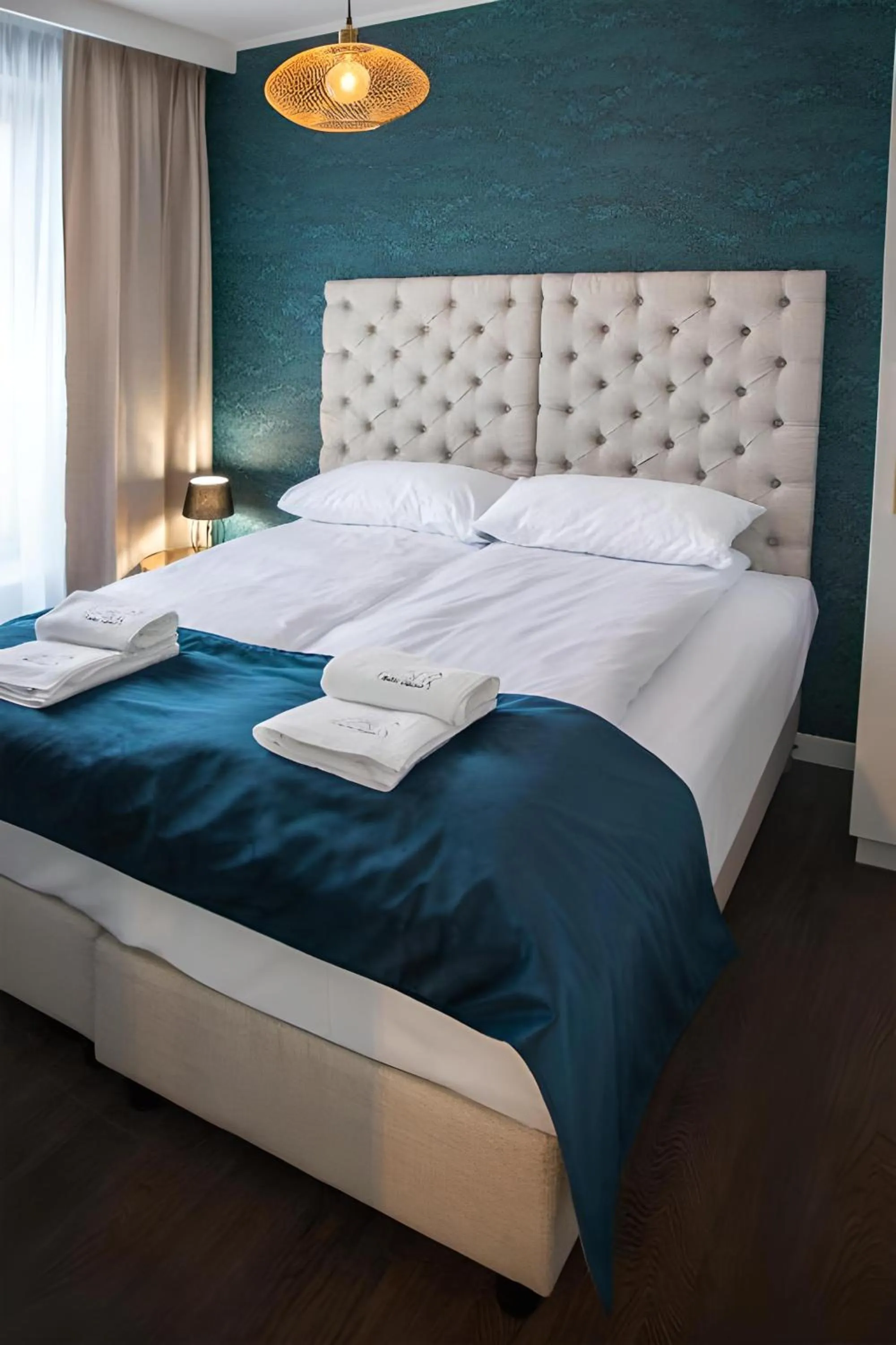 Bedroom, Bed in Baltic Gdańsk OLD TOWN by St Mary s Church