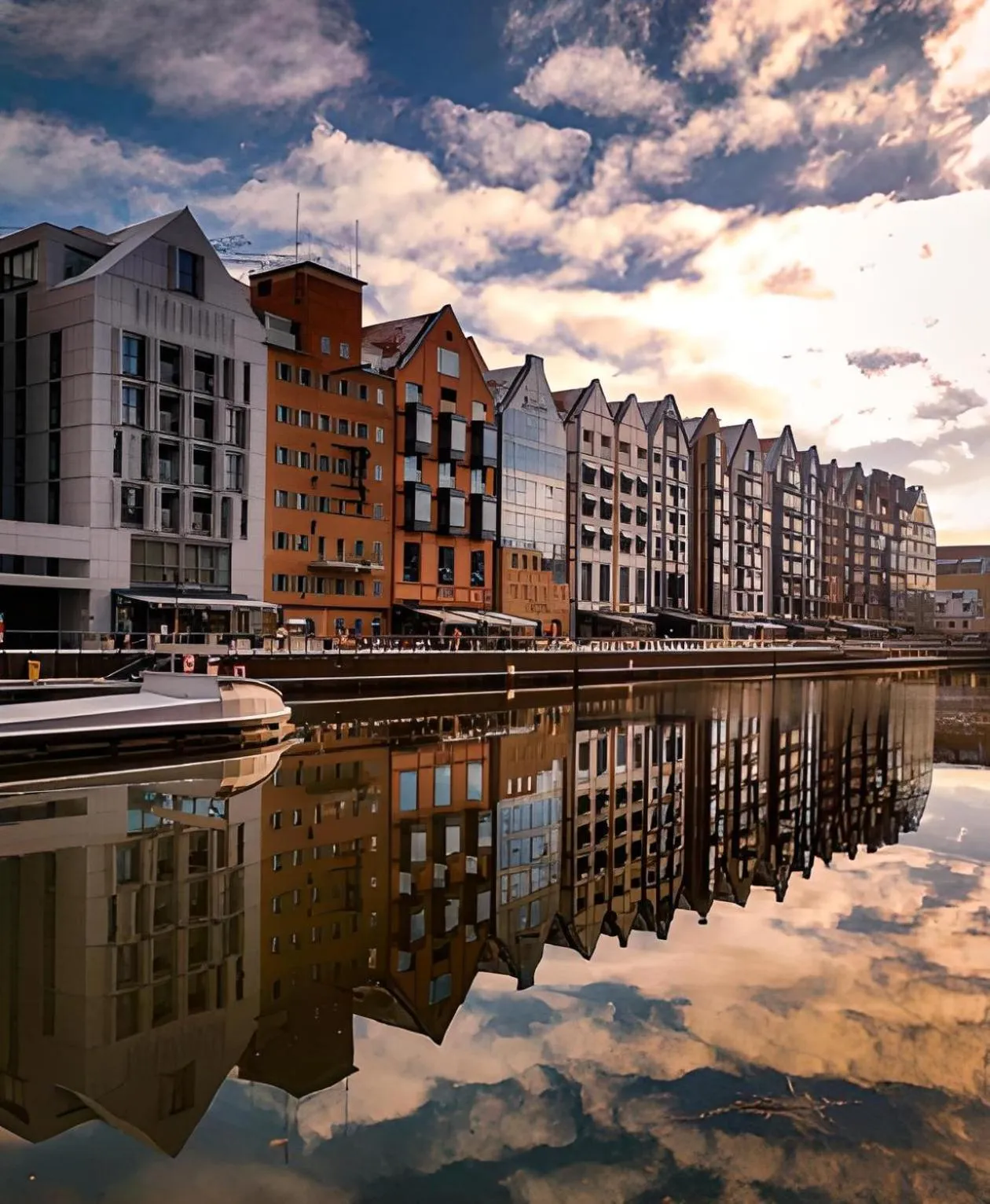 Property building in Baltic Gdańsk OLD TOWN by St Mary s Church
