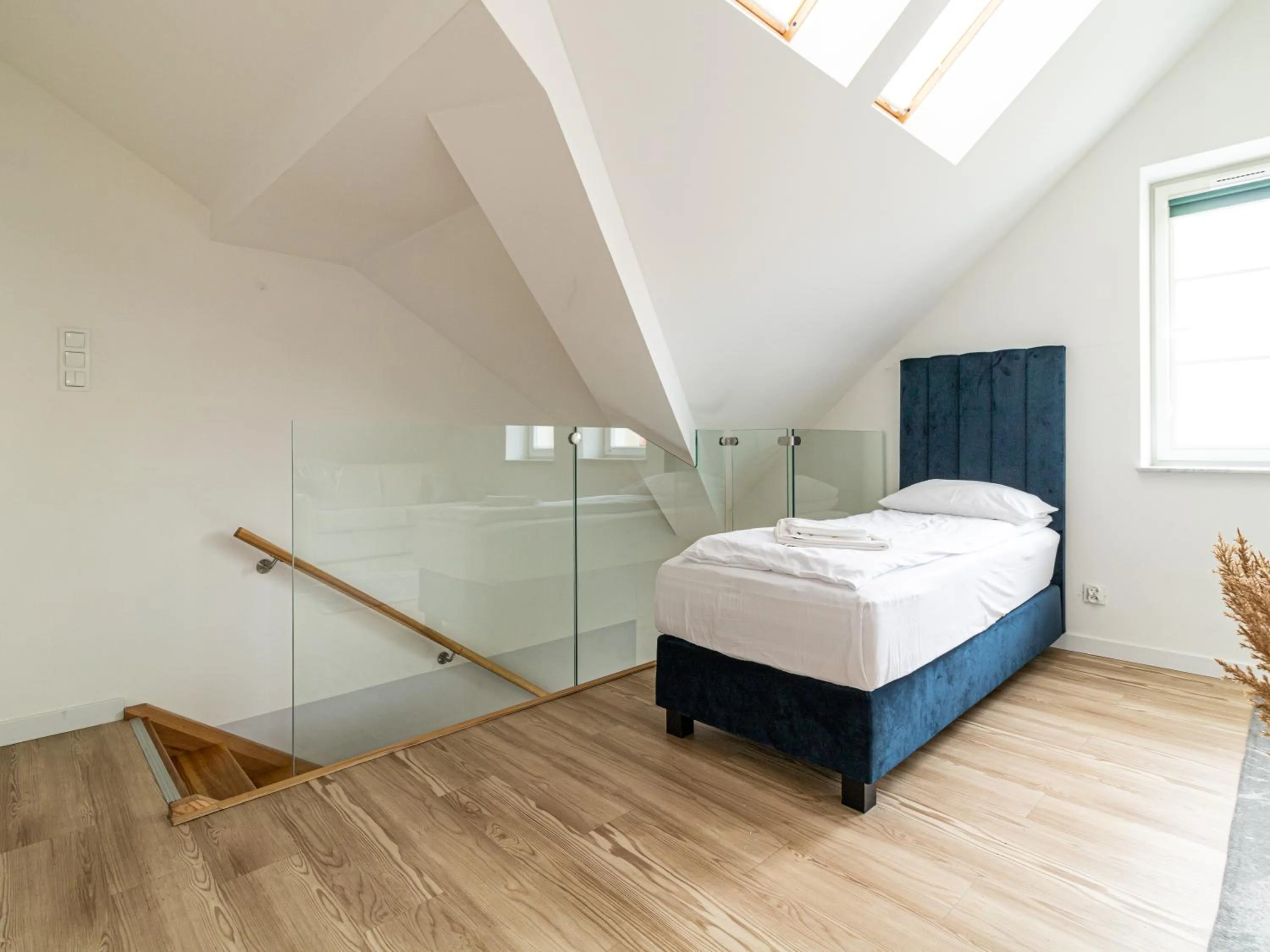 Shower, Bed in Baltic Gdańsk OLD TOWN by St Mary s Church