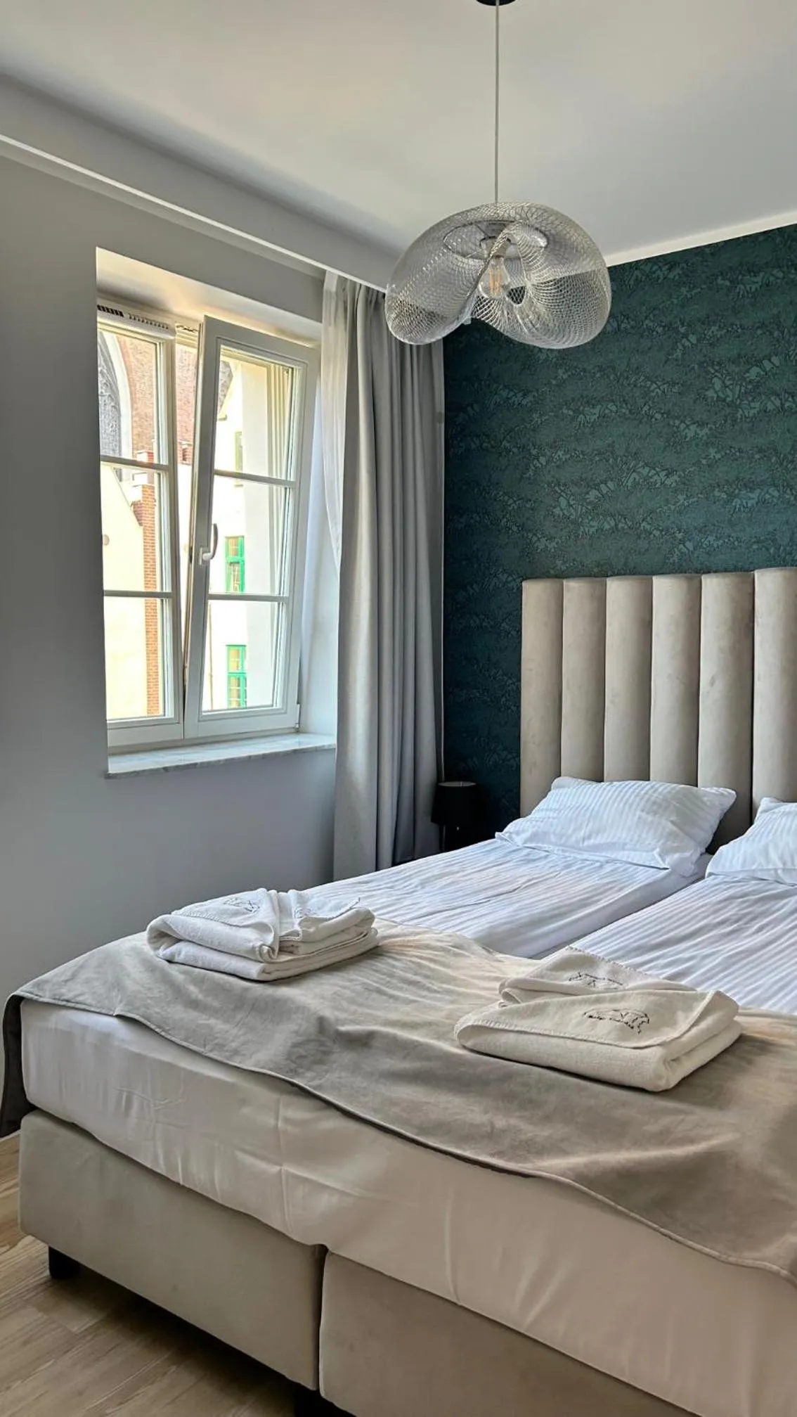 Bed in Baltic Gdańsk OLD TOWN by St Mary s Church