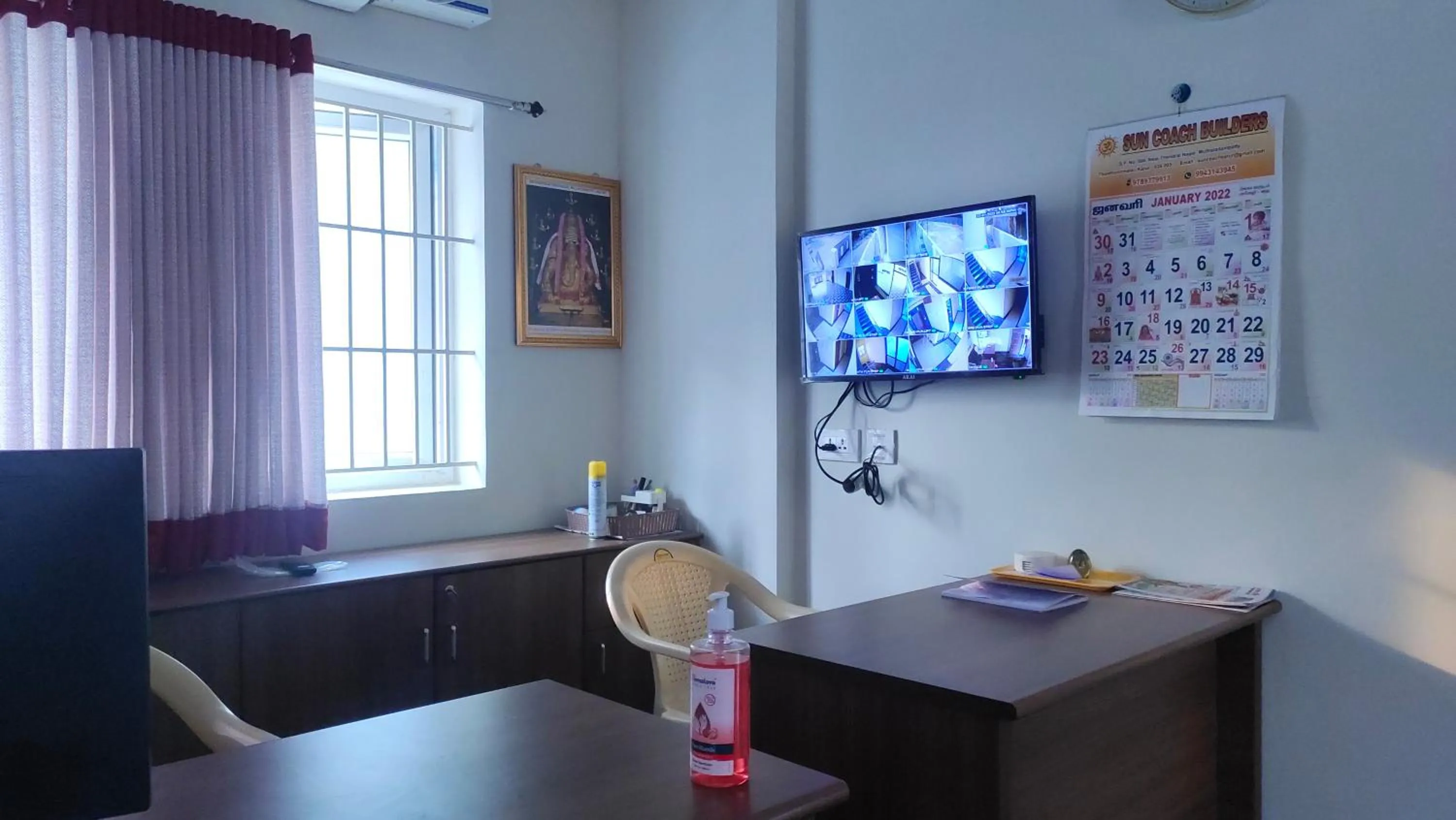 Business facilities in Hotel Rhythm Grand Suite