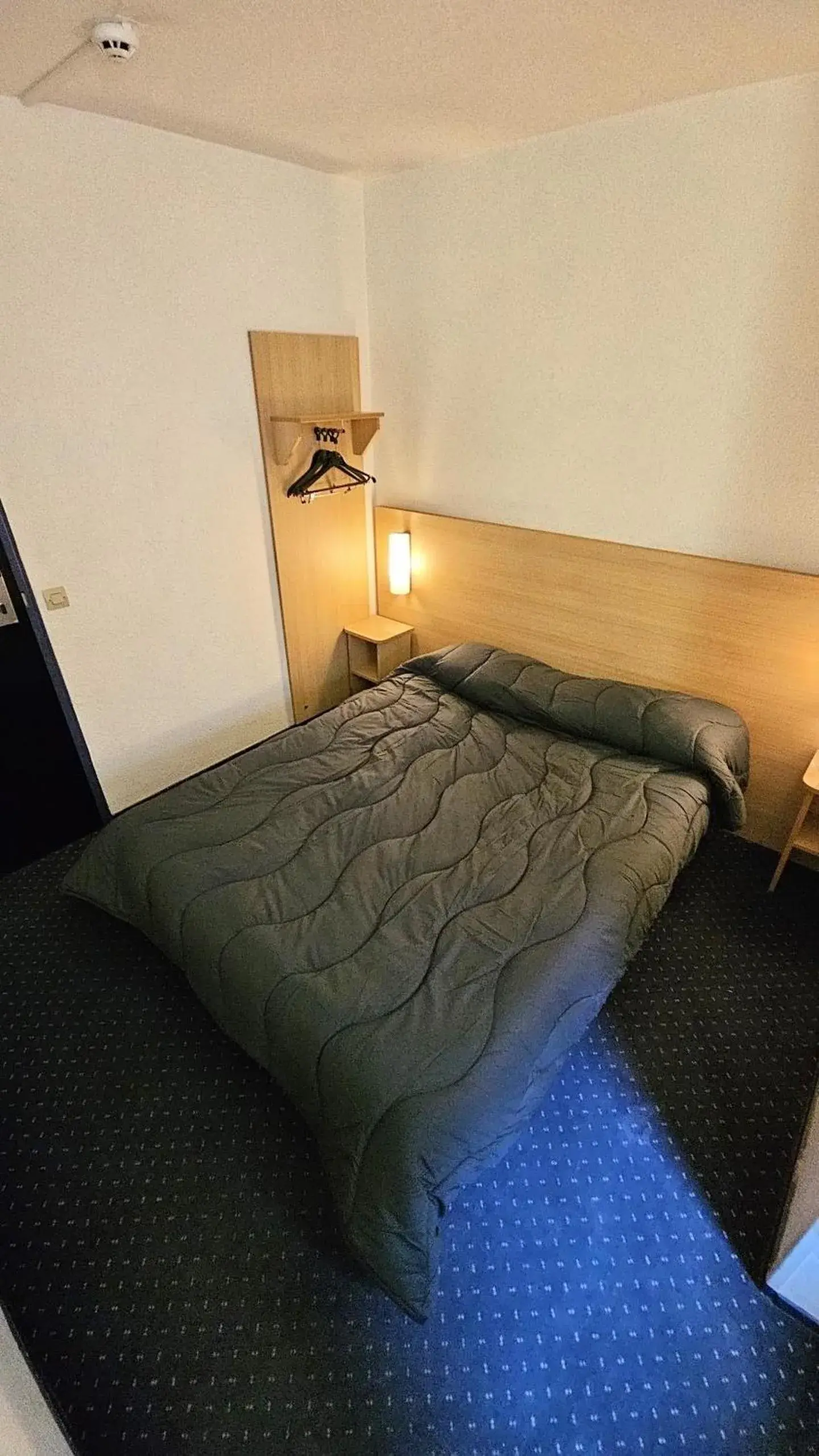 Bed in Mister Bed Lomme Bed in Mister Bed Lomme