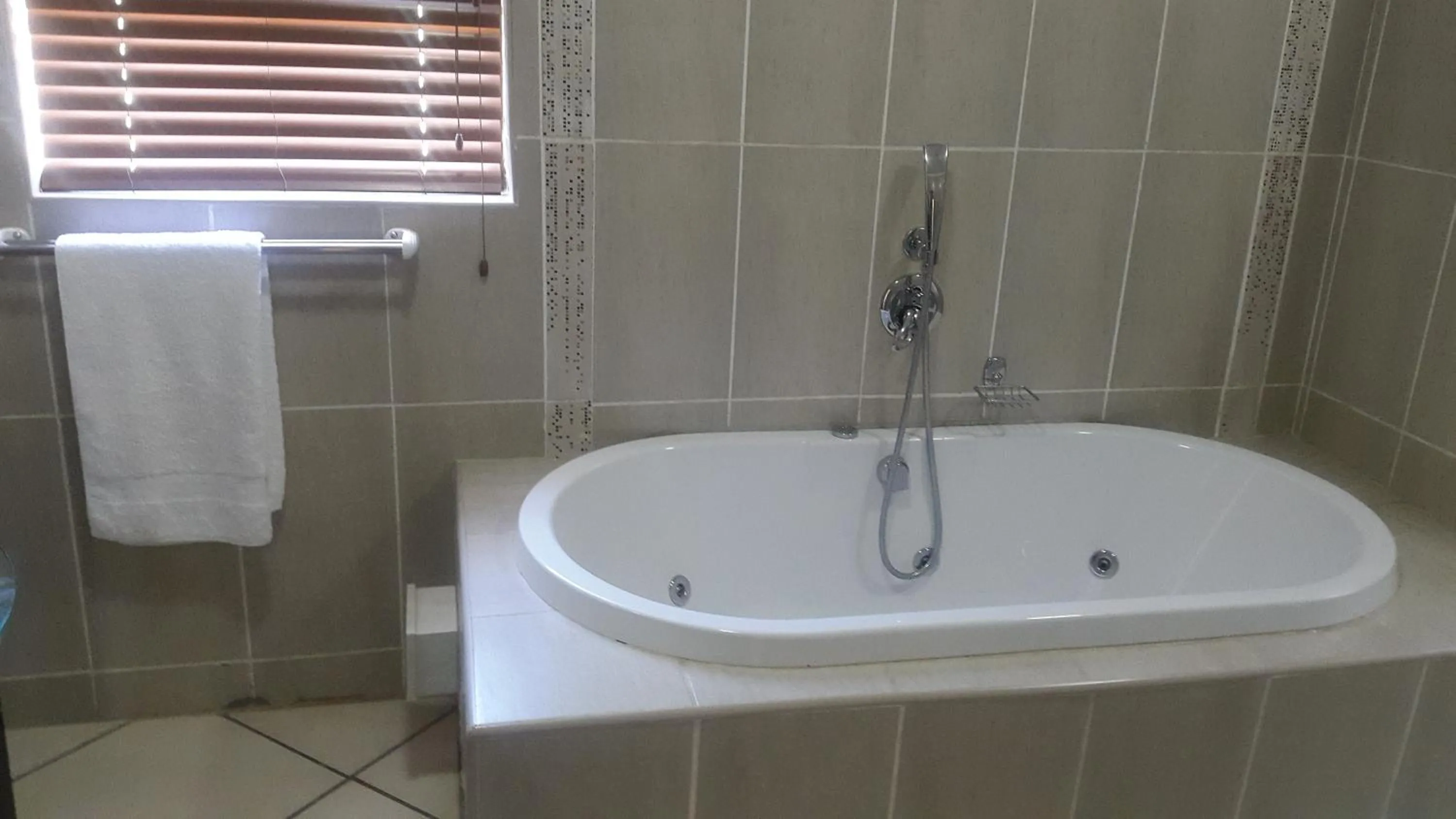 Bathroom in Ikaze Guest House