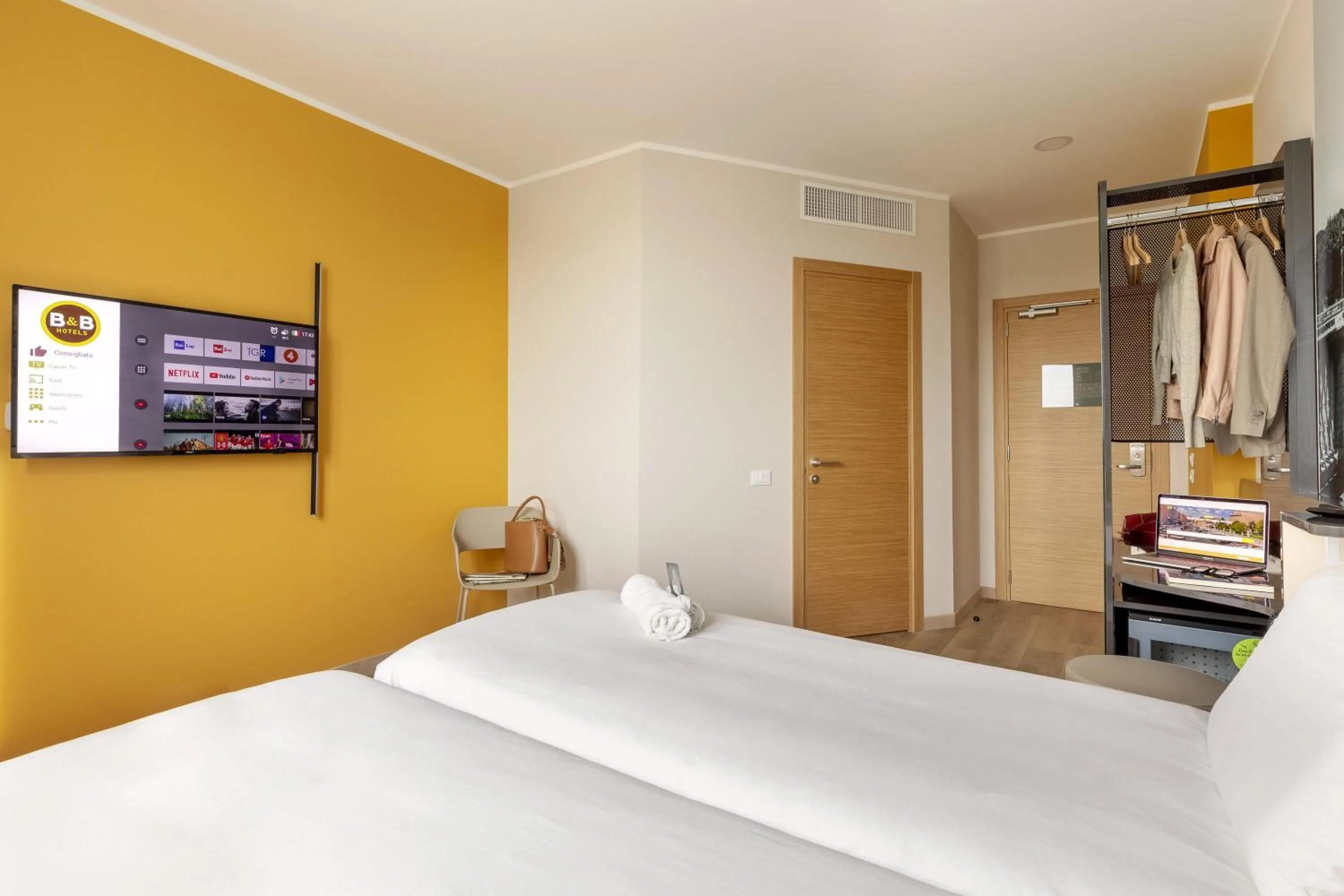 Photo of the whole room, Bed in B&B Hotel Roma Fiumicino Aeroporto Fiera 2