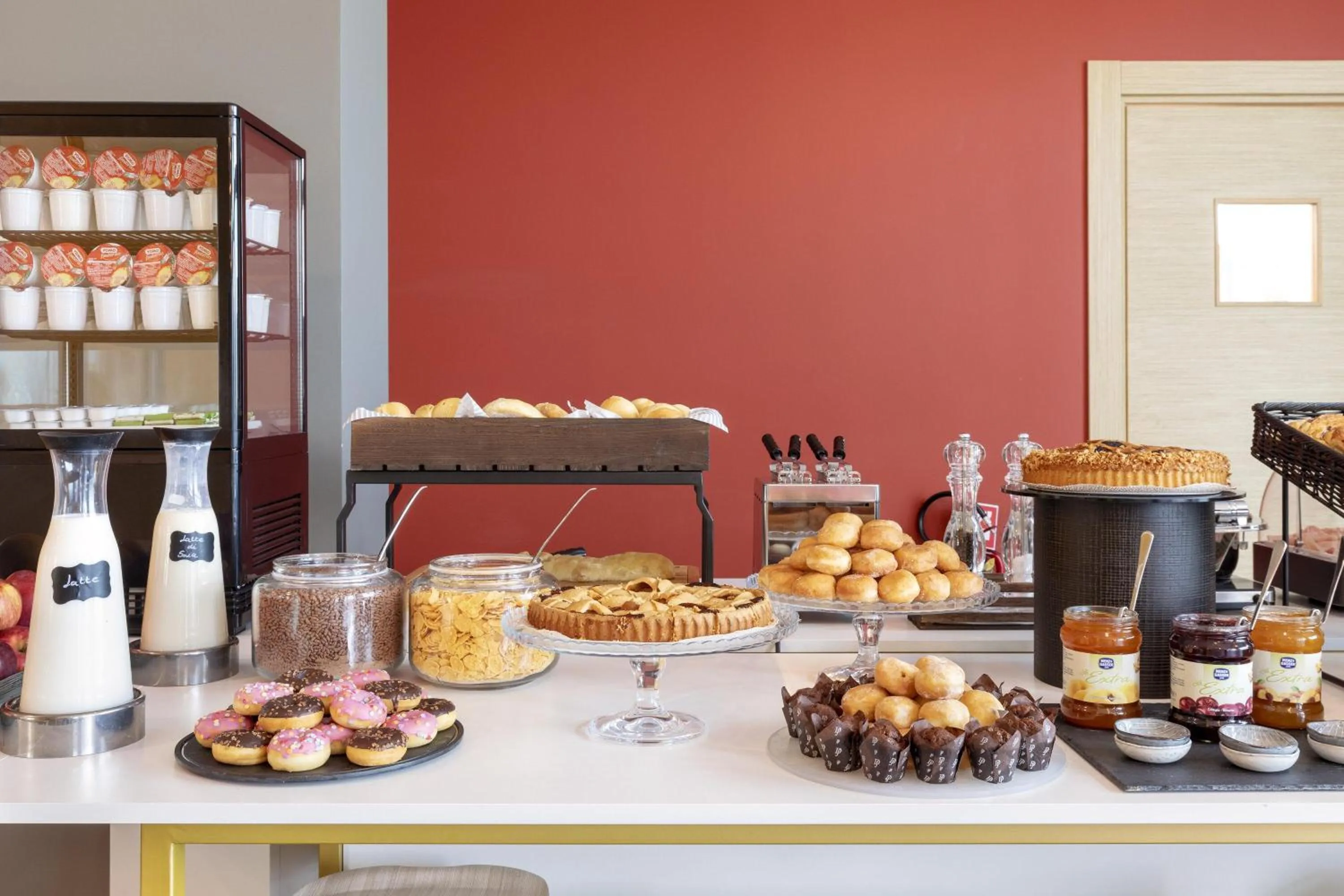 Restaurant/places to eat in B&B Hotel Roma Fiumicino Aeroporto Fiera 2