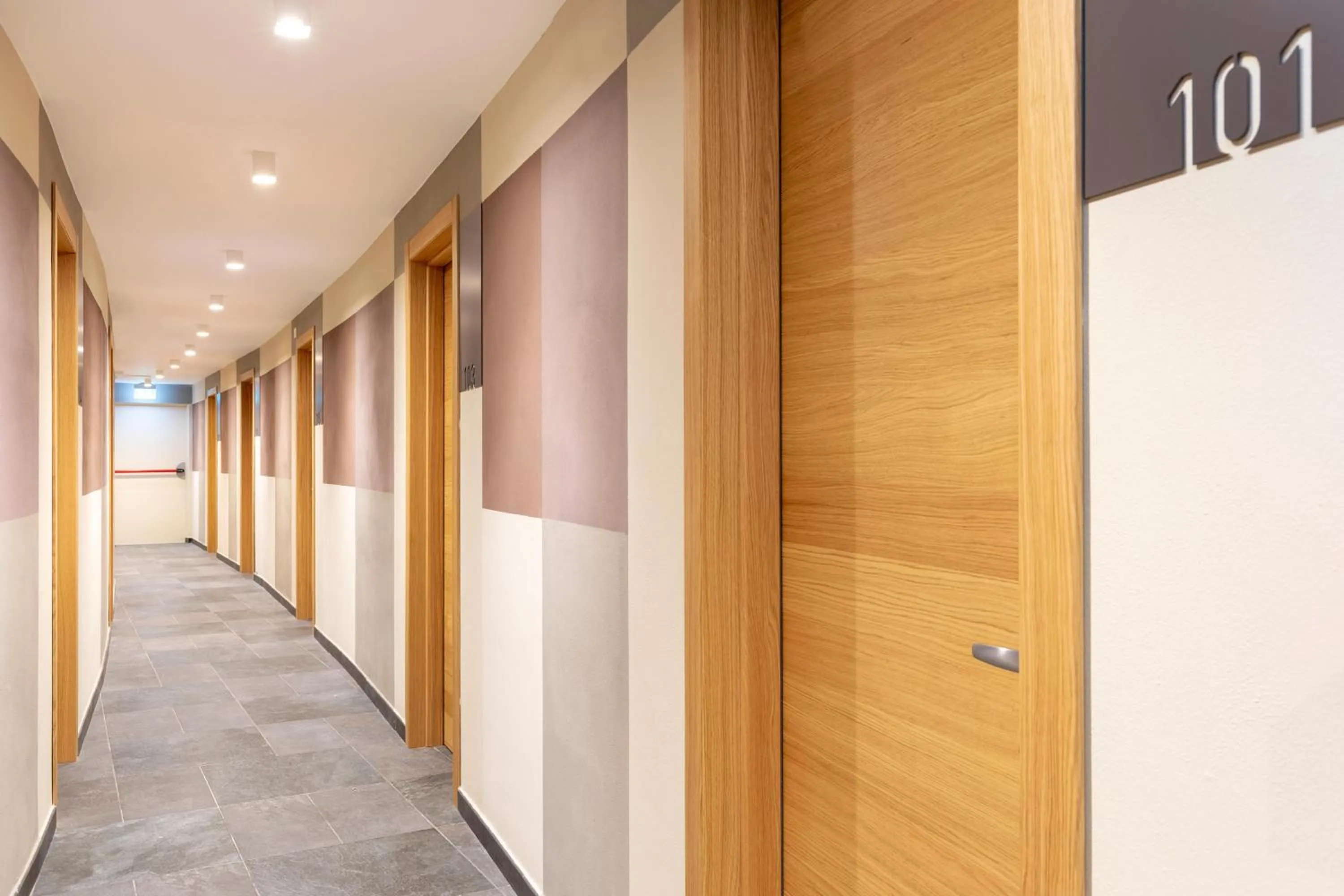 Lobby or reception in B&B Hotel Genova City Center