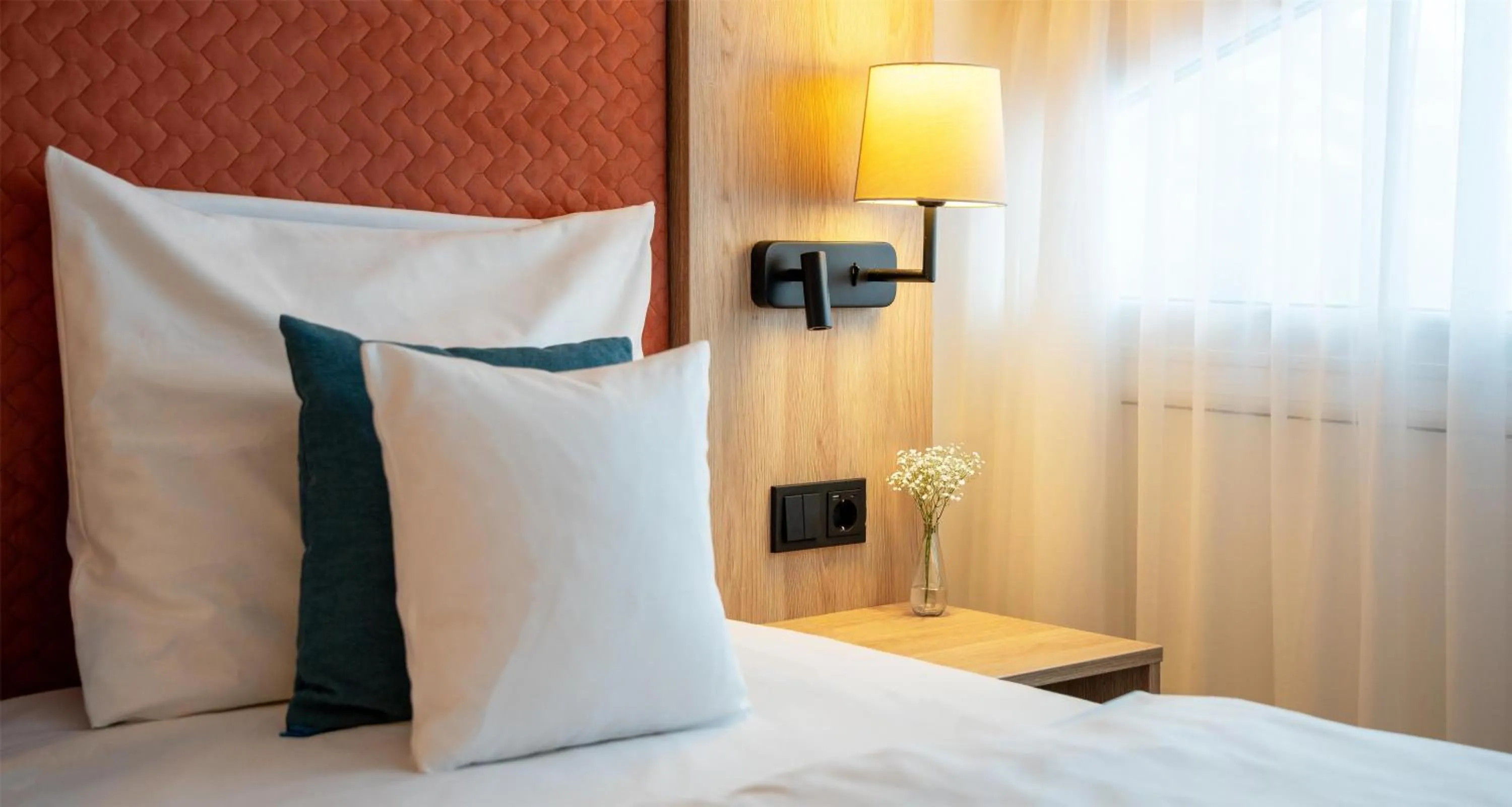 Bedroom, Bed in Best Western Premier Seehotel Krautkrämer