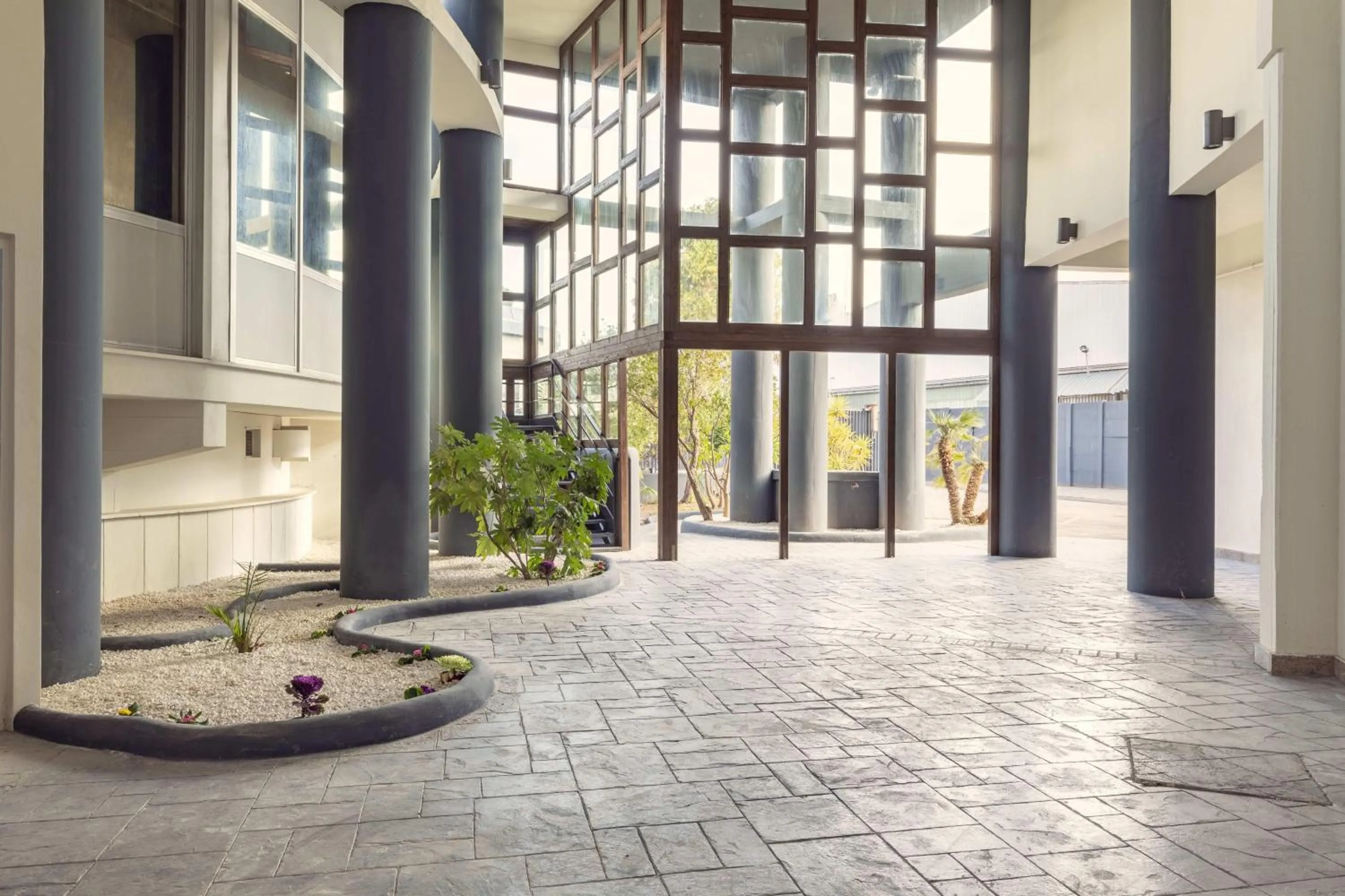 Lobby or reception in B&B Hotel Pomezia Roma