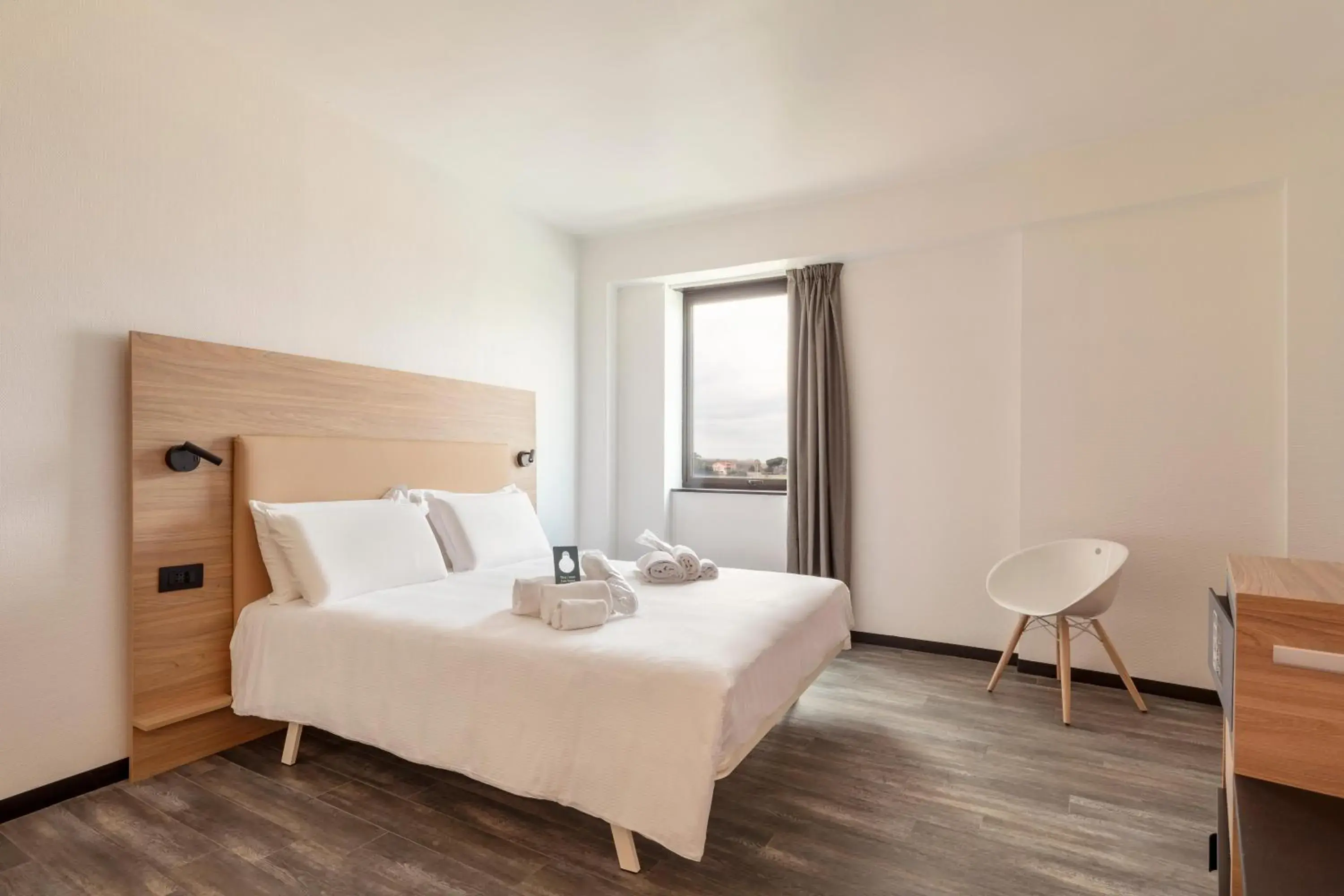 Deluxe Room in B&B Hotel Pomezia Roma Deluxe Room in B&B Hotel Pomezia Roma